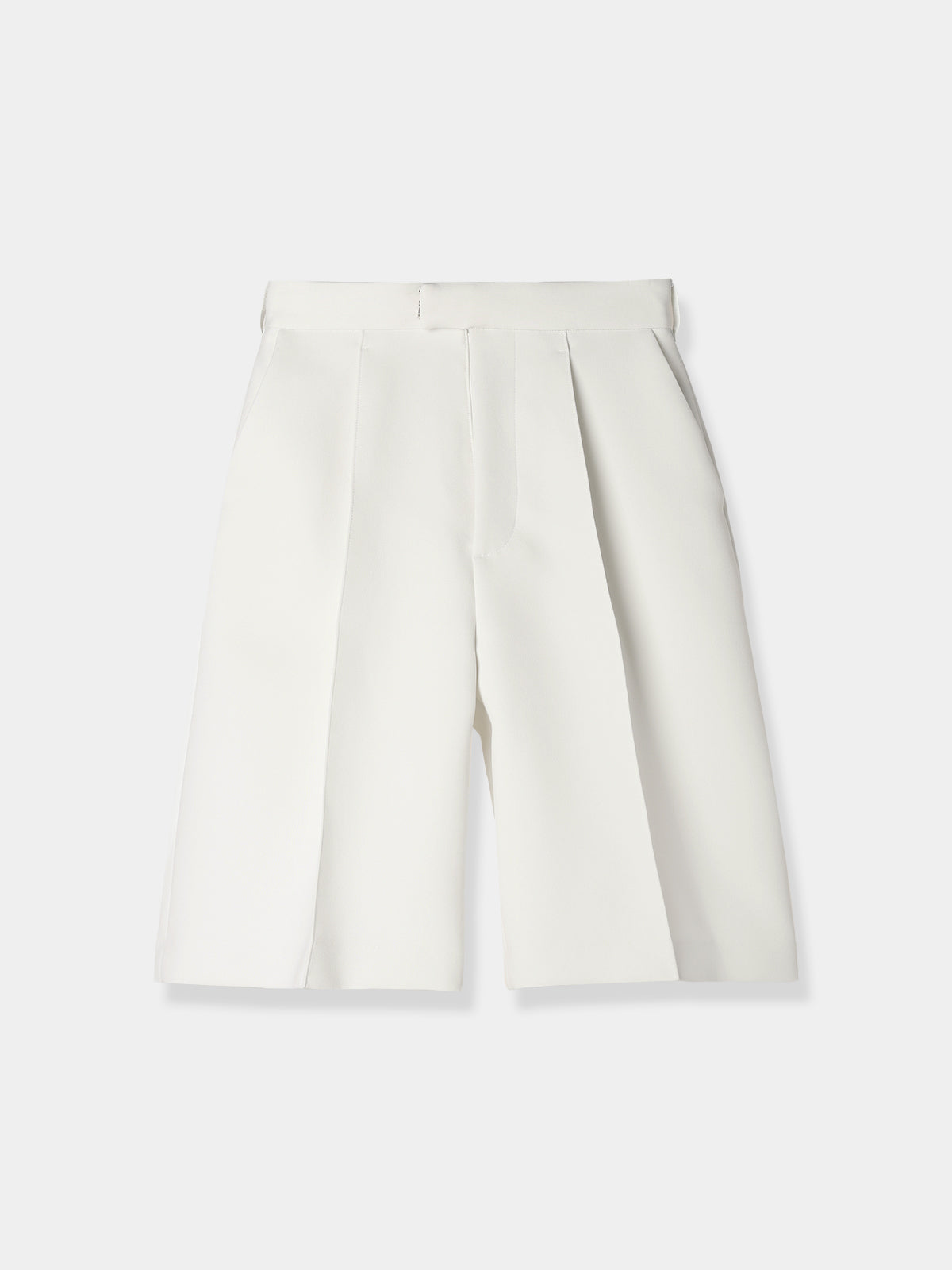 Front pin tuck Half pants