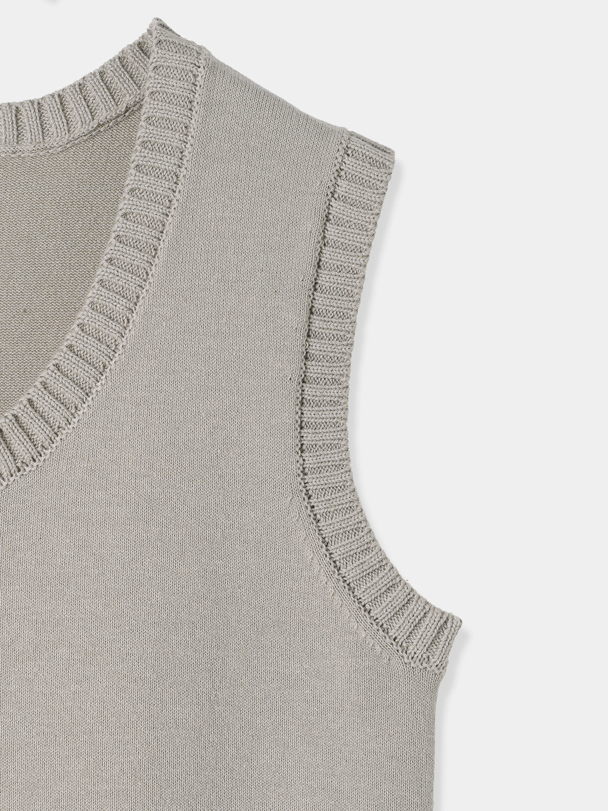 Sleeveless Knit Tops
