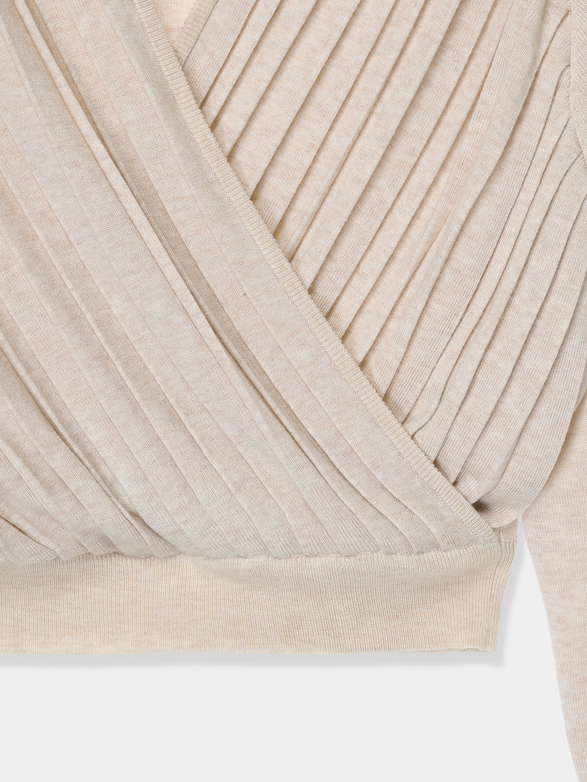 Pleats Cache-coeur Knit Tops