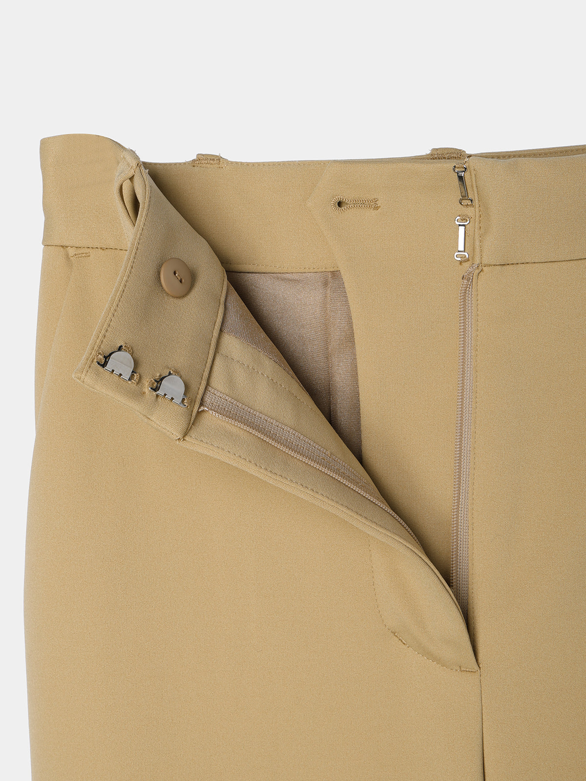 Back vents Flare pants