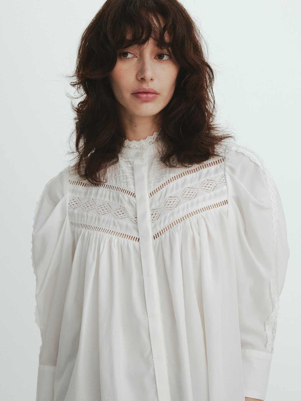 Drape sleeve lace blouse