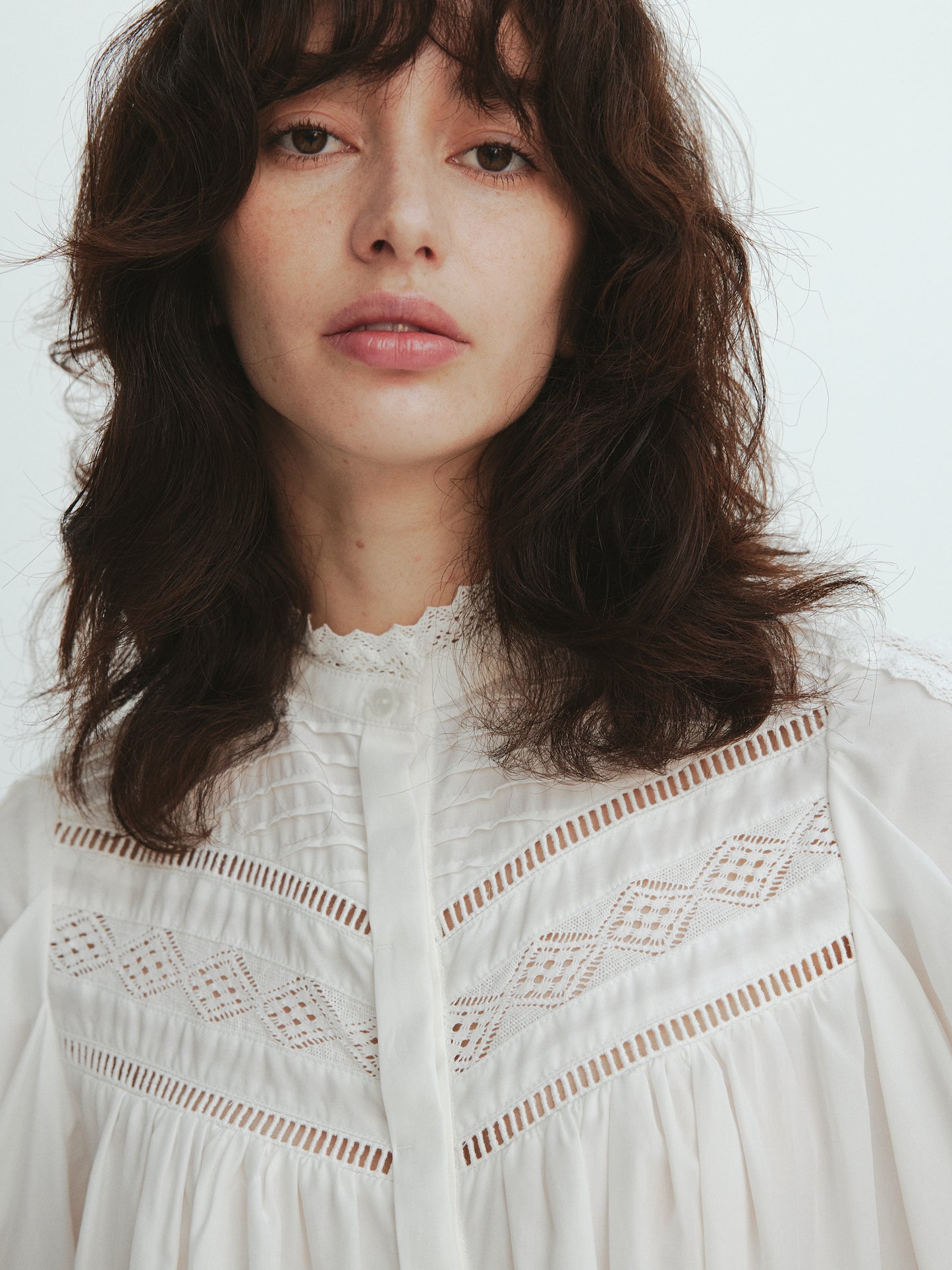 Drape sleeve lace blouse