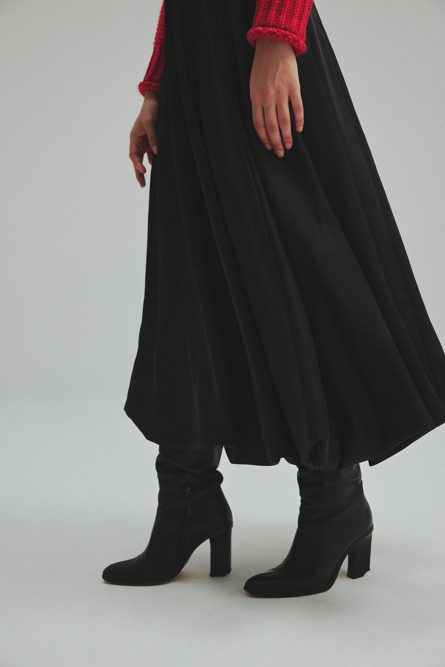 Waist Drape Balloon skirt