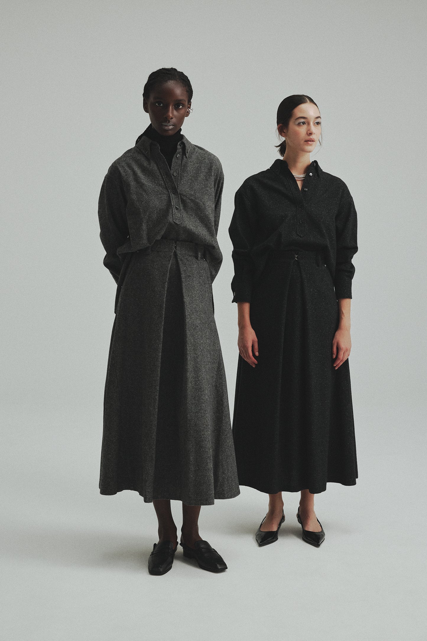 Front tuck Tweed skirt
