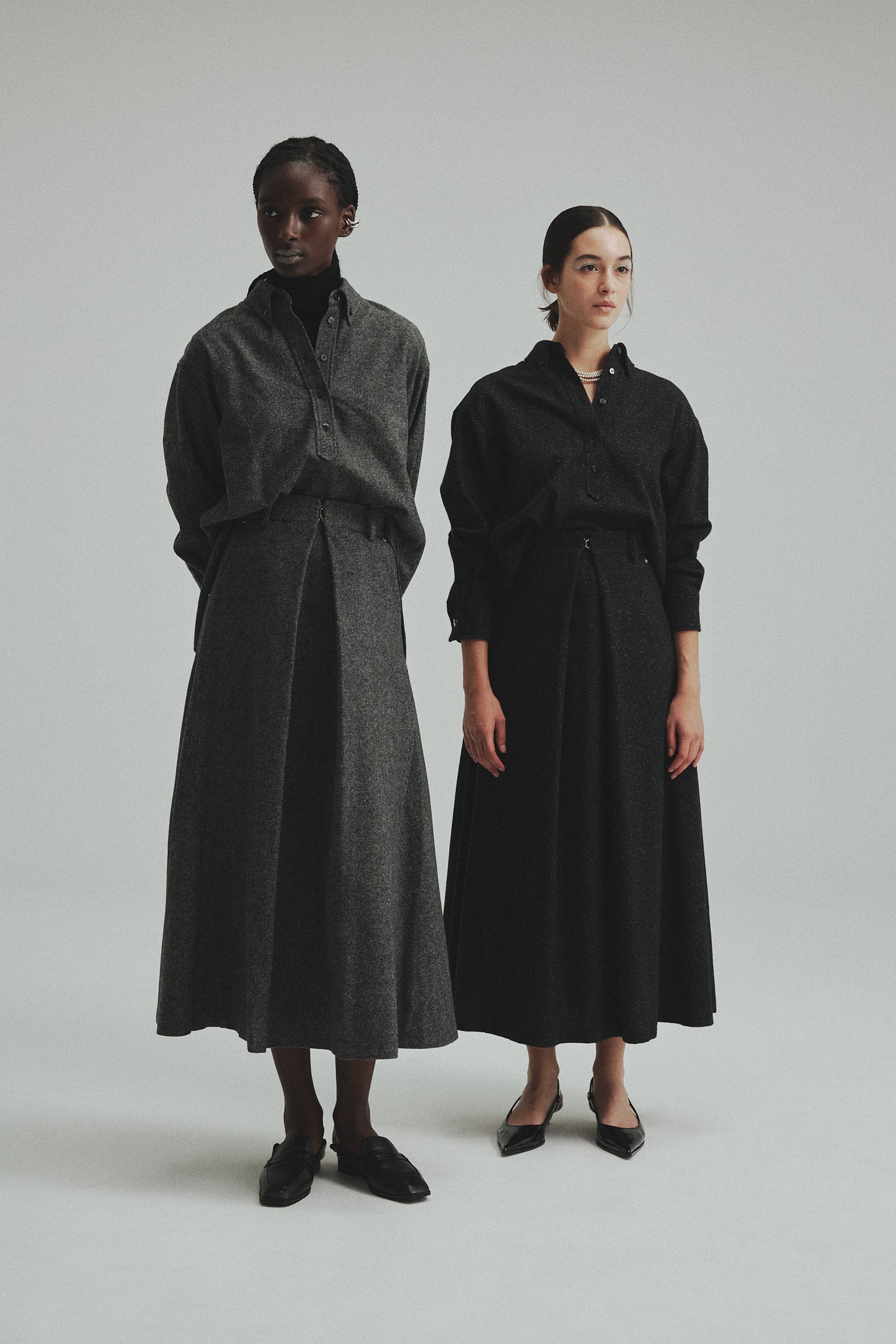 Front tuck Tweed skirt