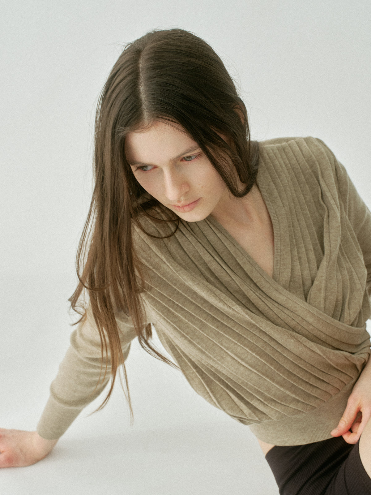 Pleats Cache-coeur Knit Tops
