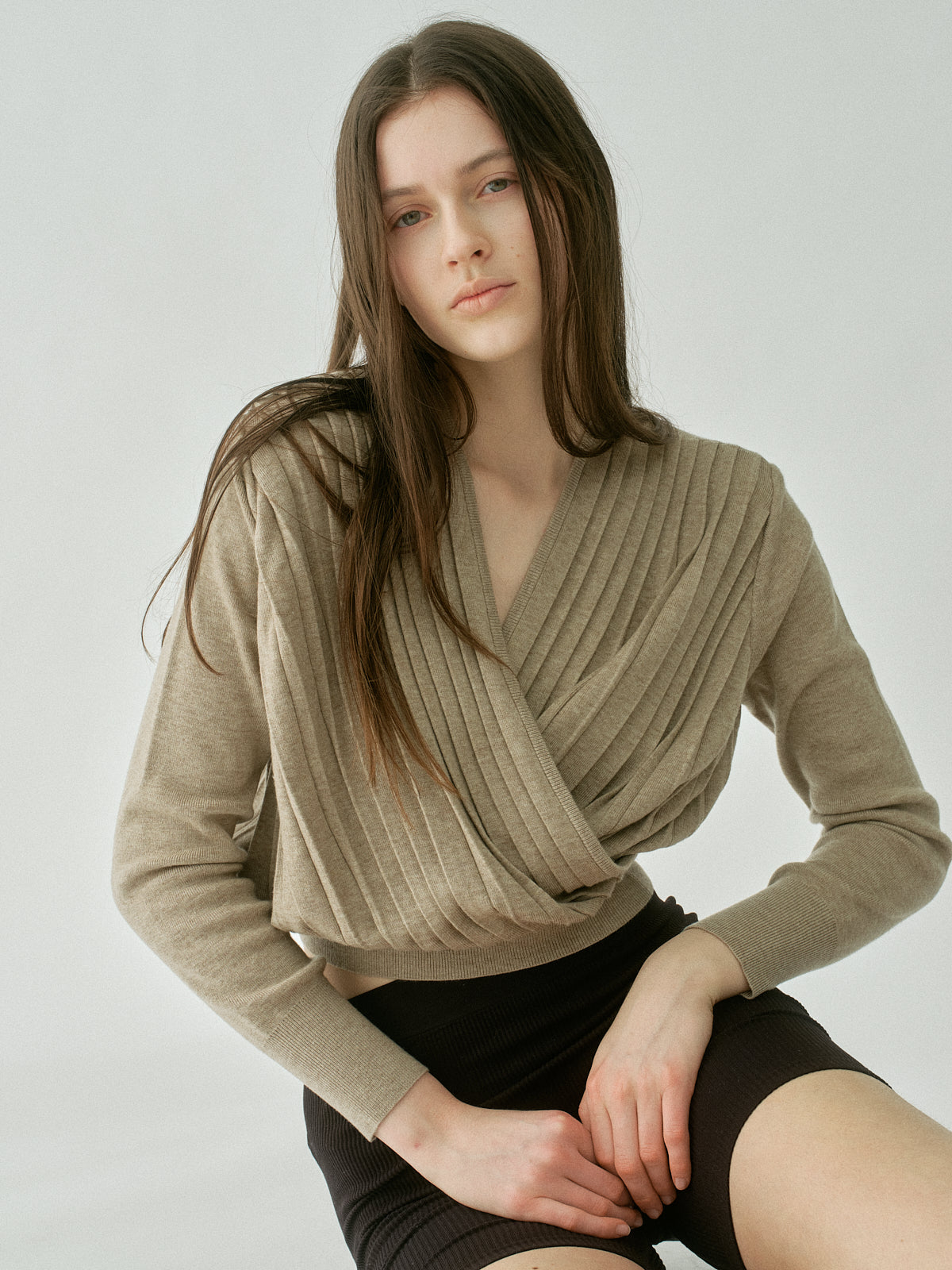 Pleats Cache-coeur Knit Tops
