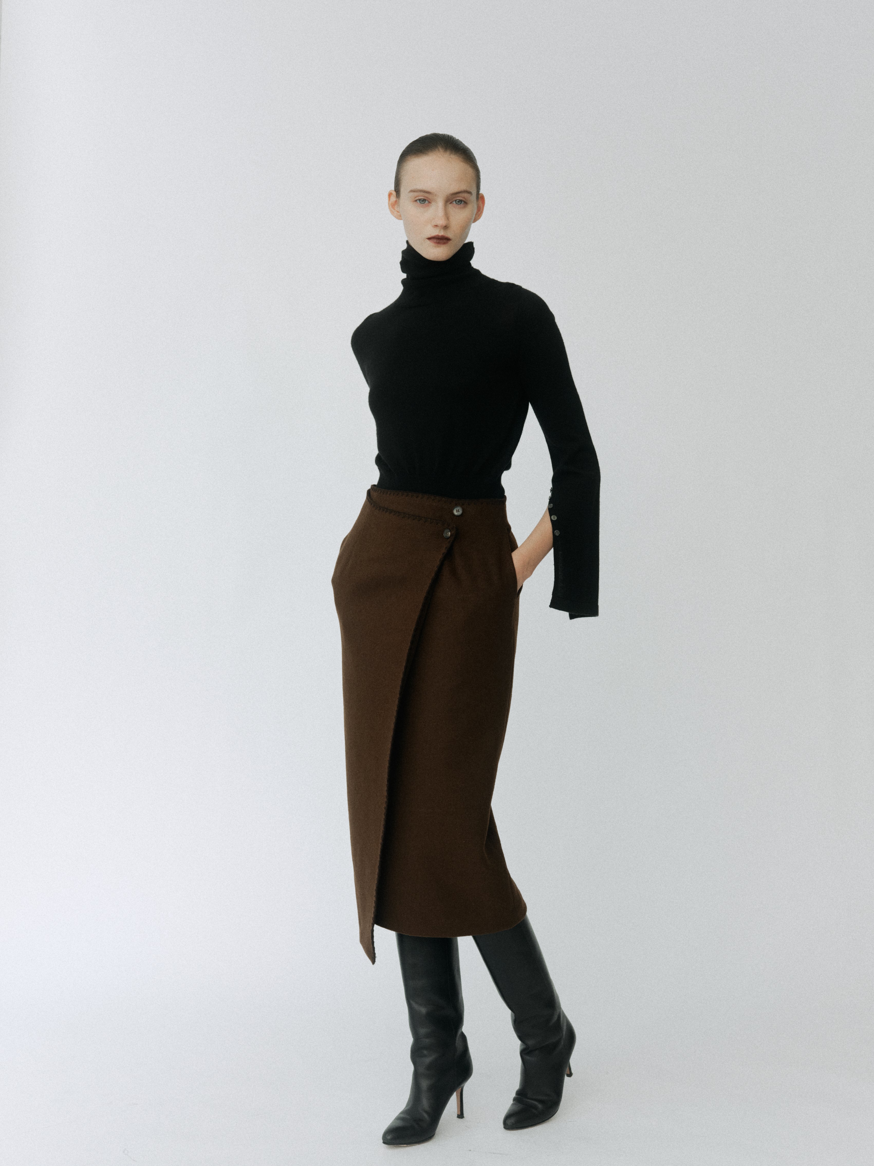 【POPUP】Asymmetric Wool Wrap Skirt