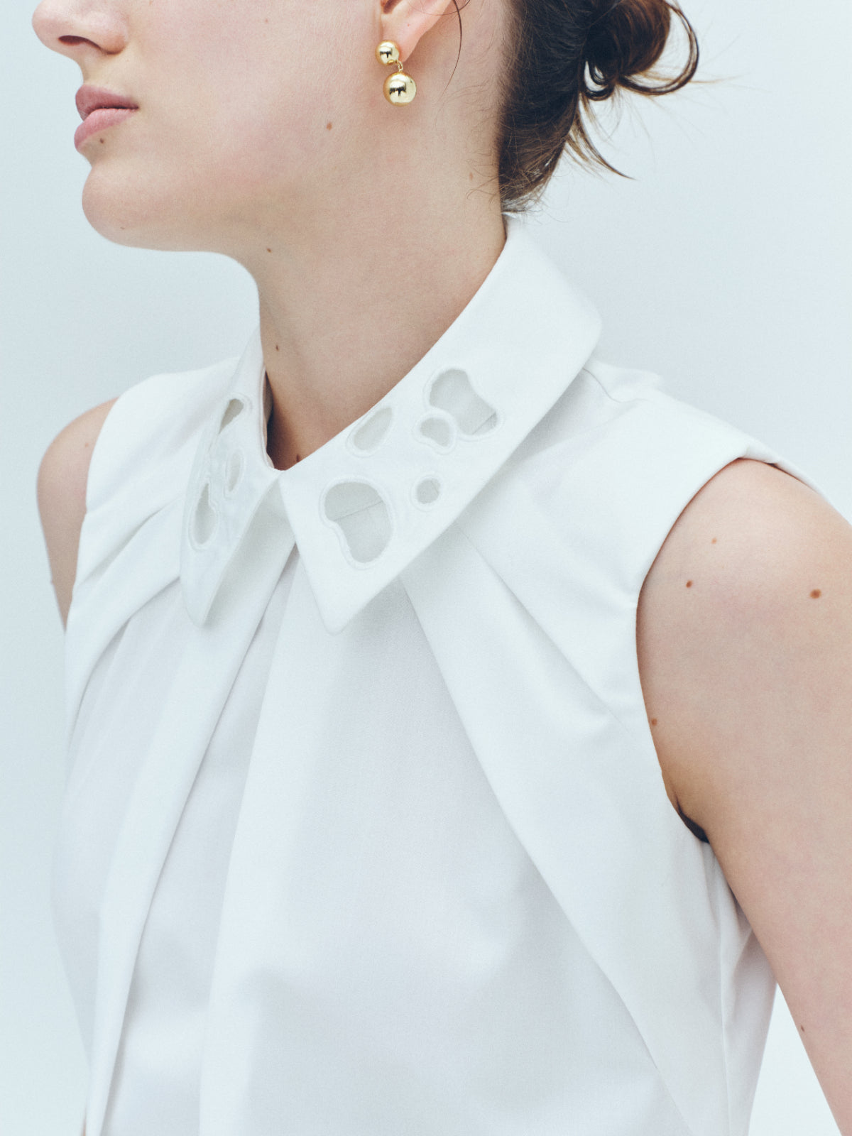 Embroidery collar Blouse