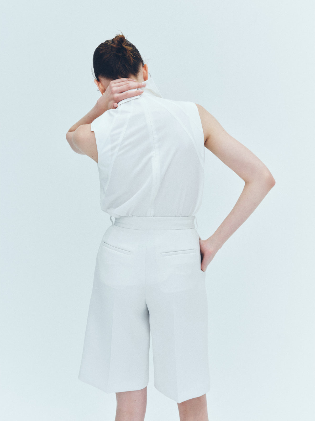 Front pin tuck Half pants