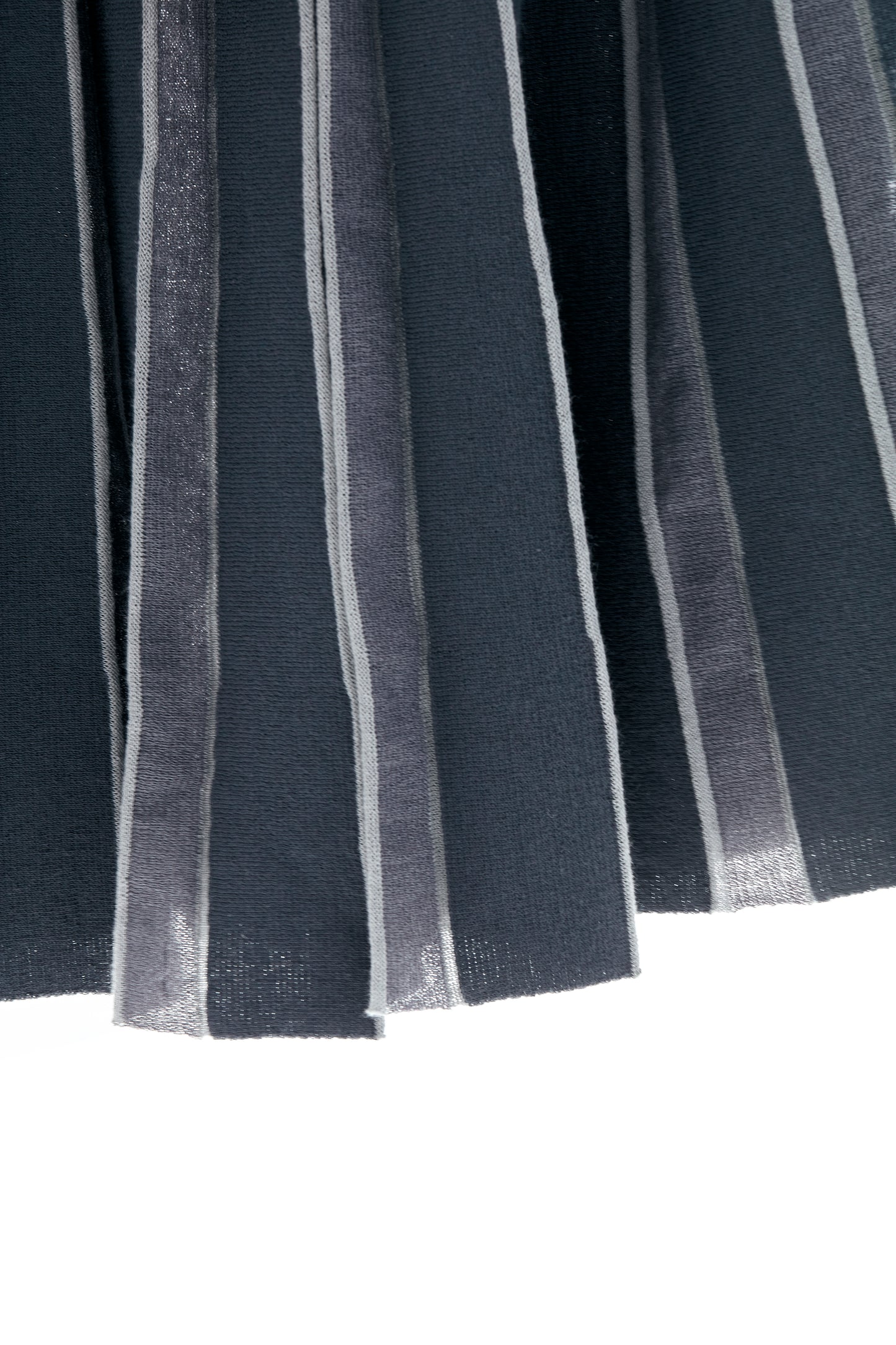 Off shoulder Pleats knit dress