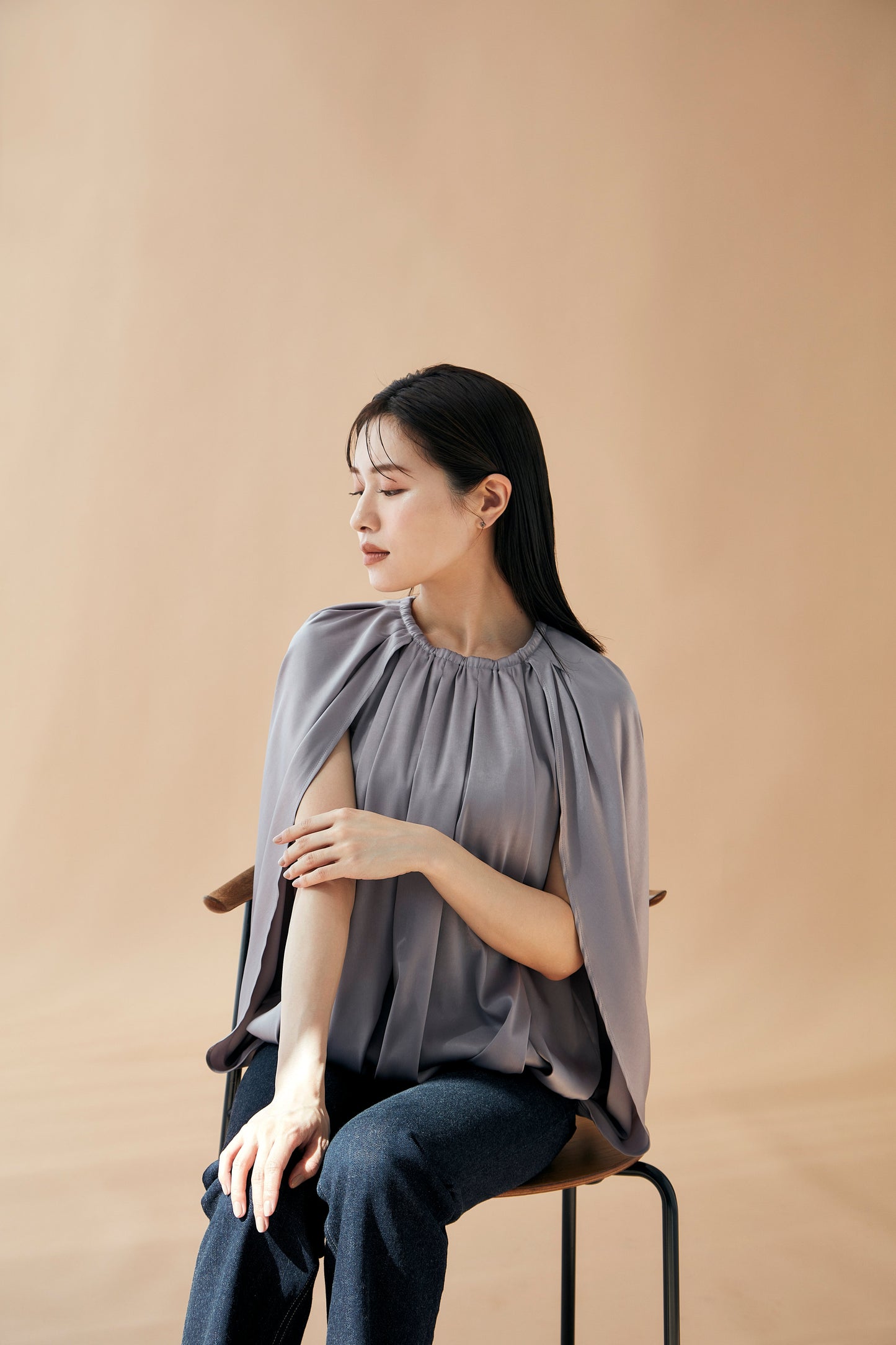 Balloon cape Blouse