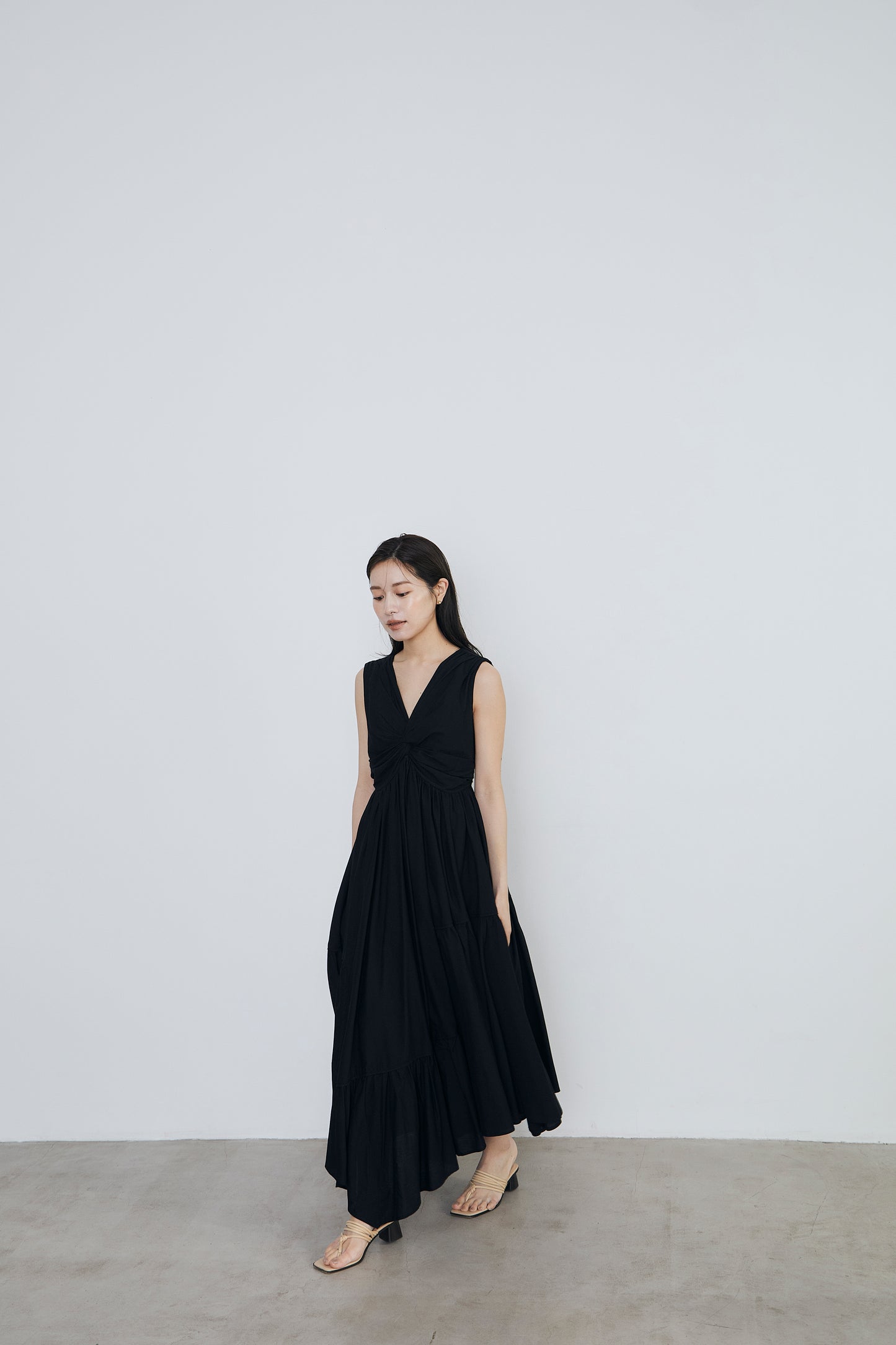 Irregular hem twist Dress
