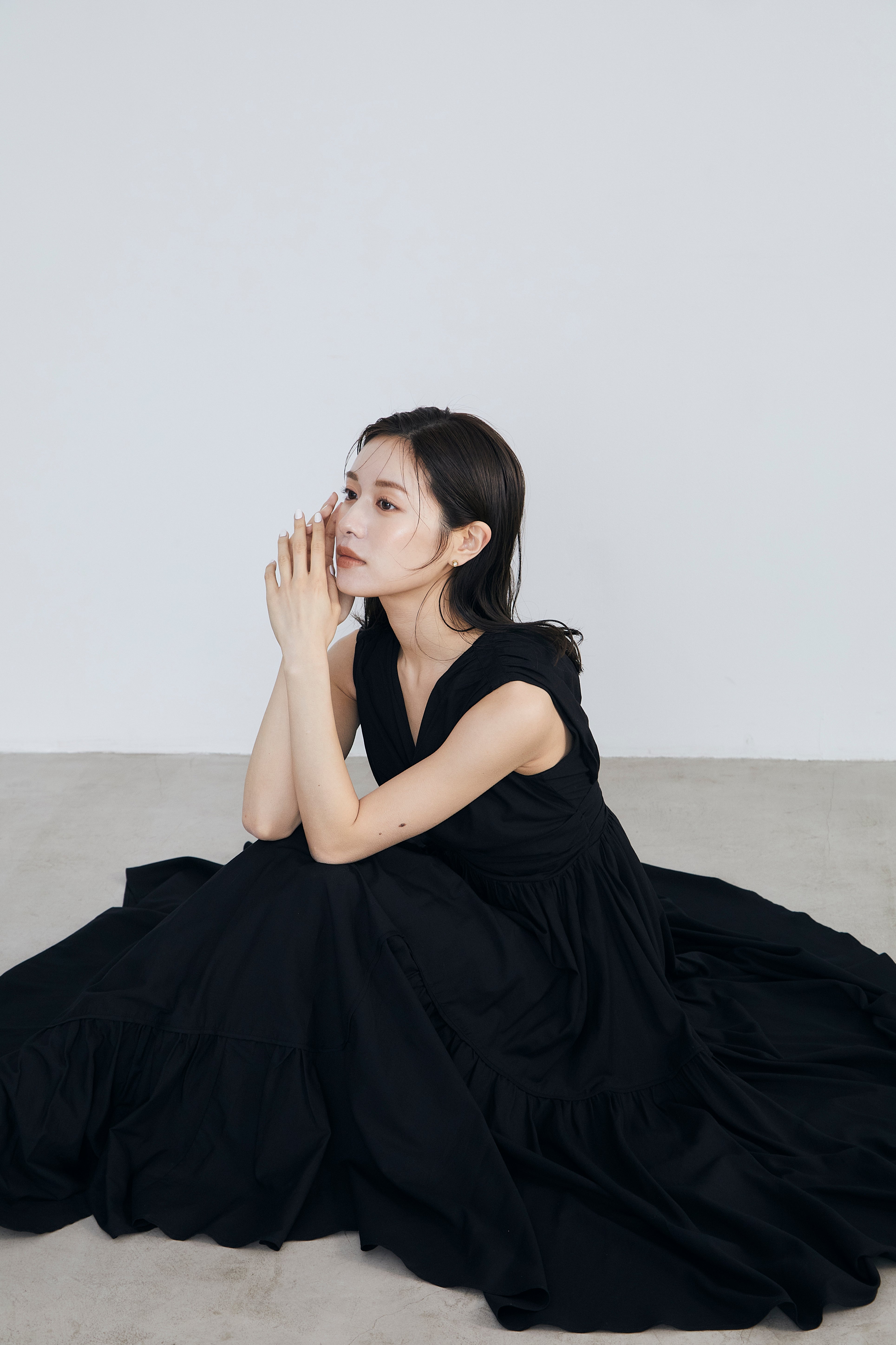 Irregular hem twist Dress