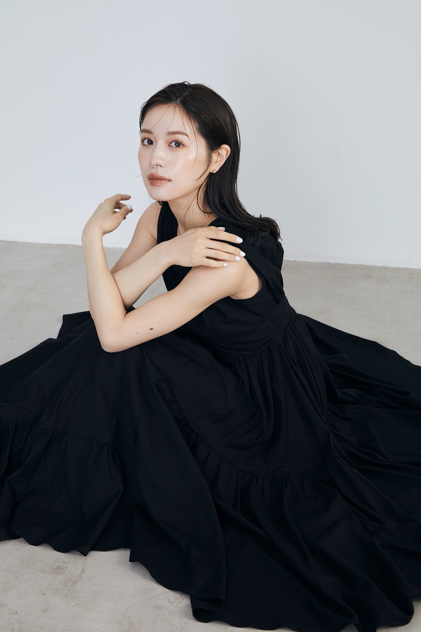 Irregular hem twist Dress