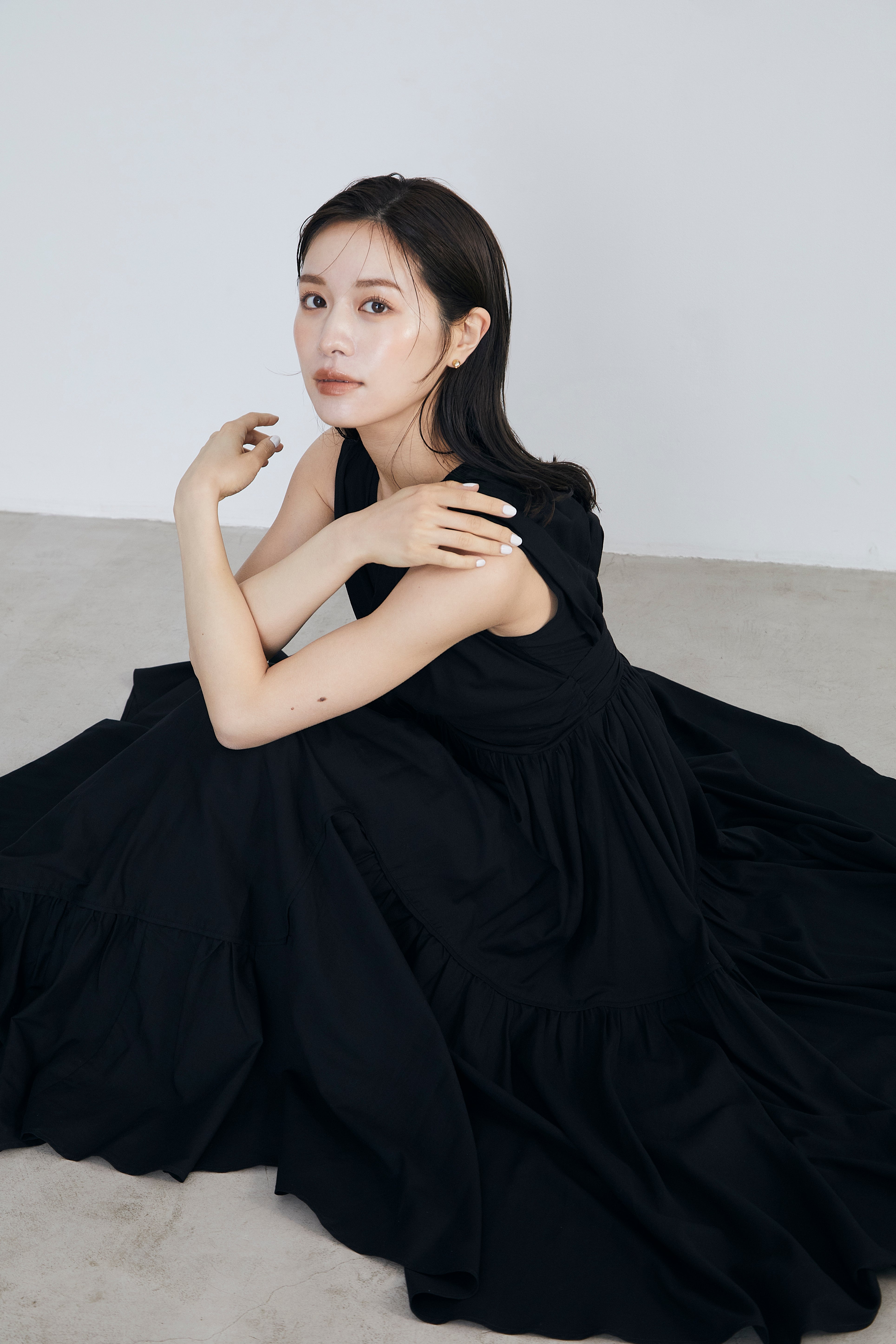 Irregular hem twist Dress