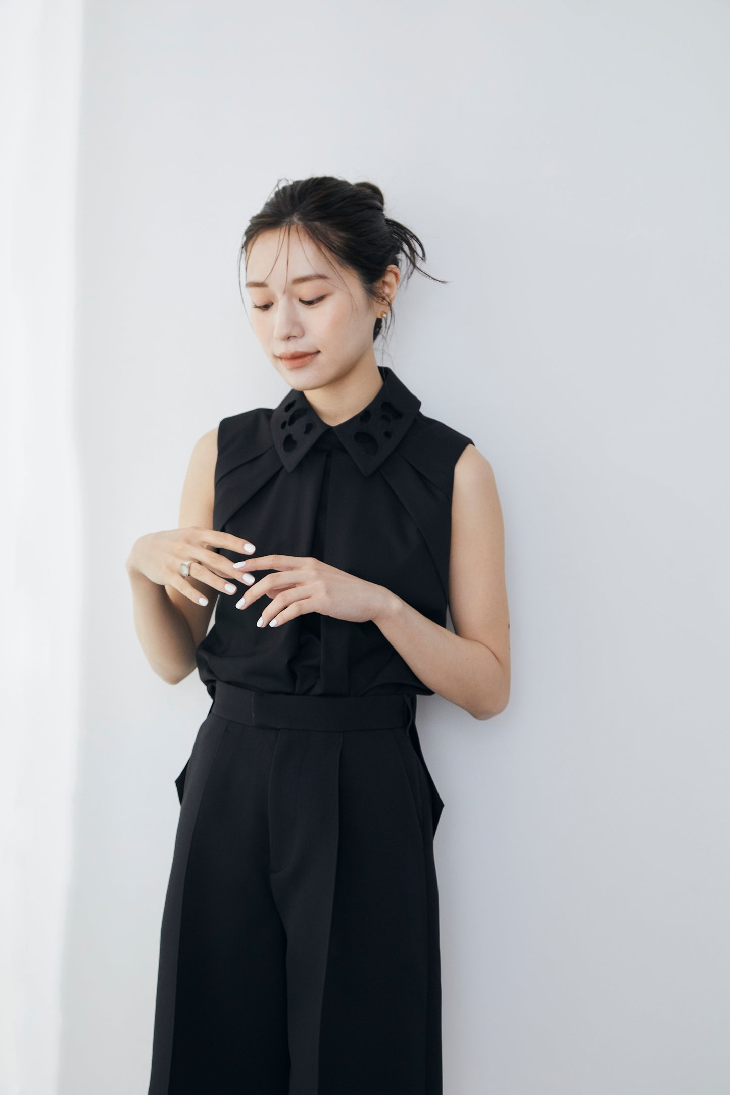Embroidery collar Blouse
