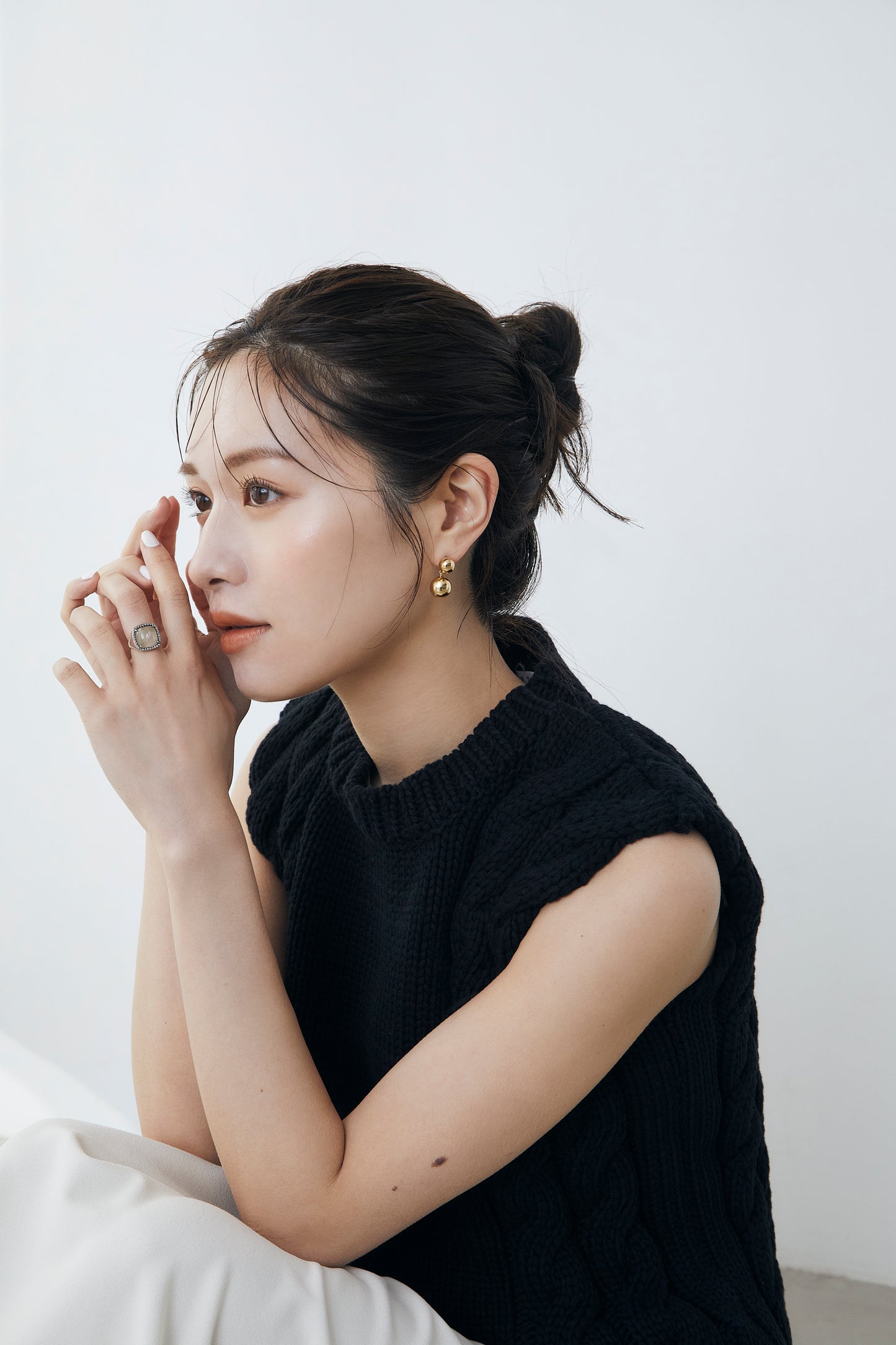 Side cable knit Vest