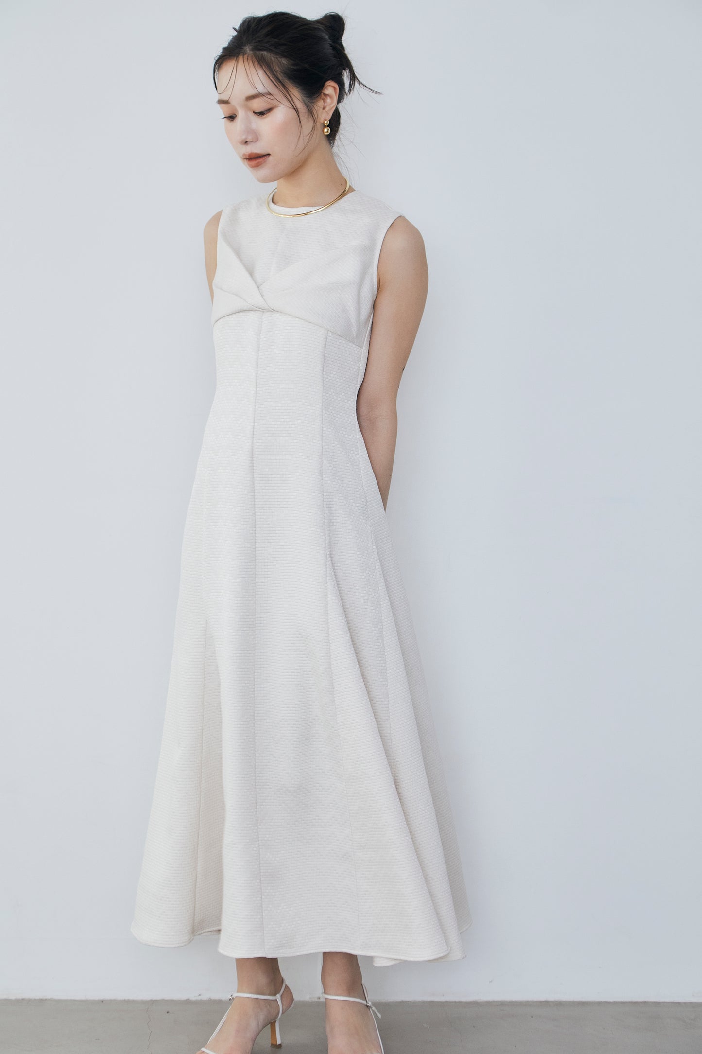 Front drape jacquard Dress