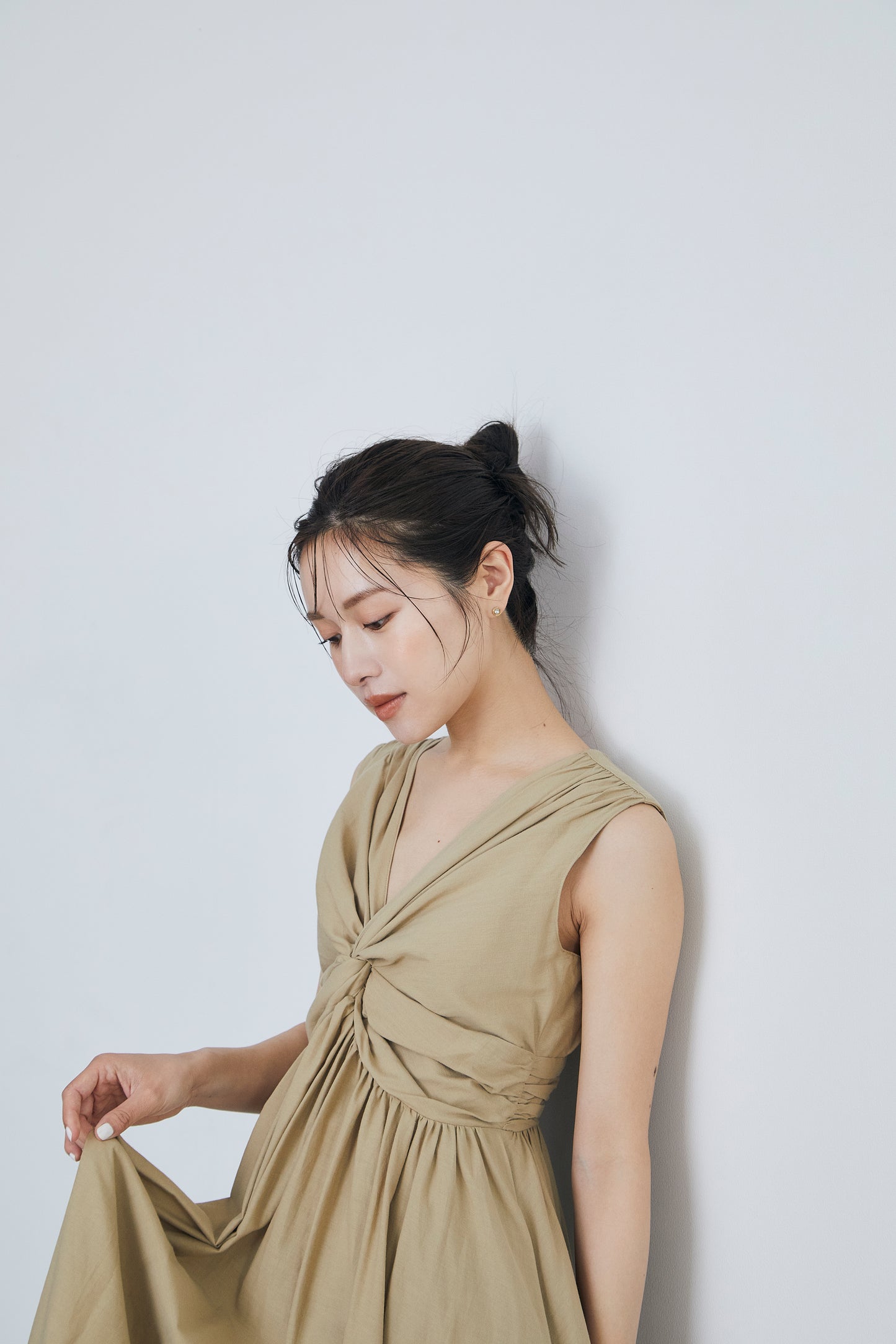 Irregular hem twist Dress