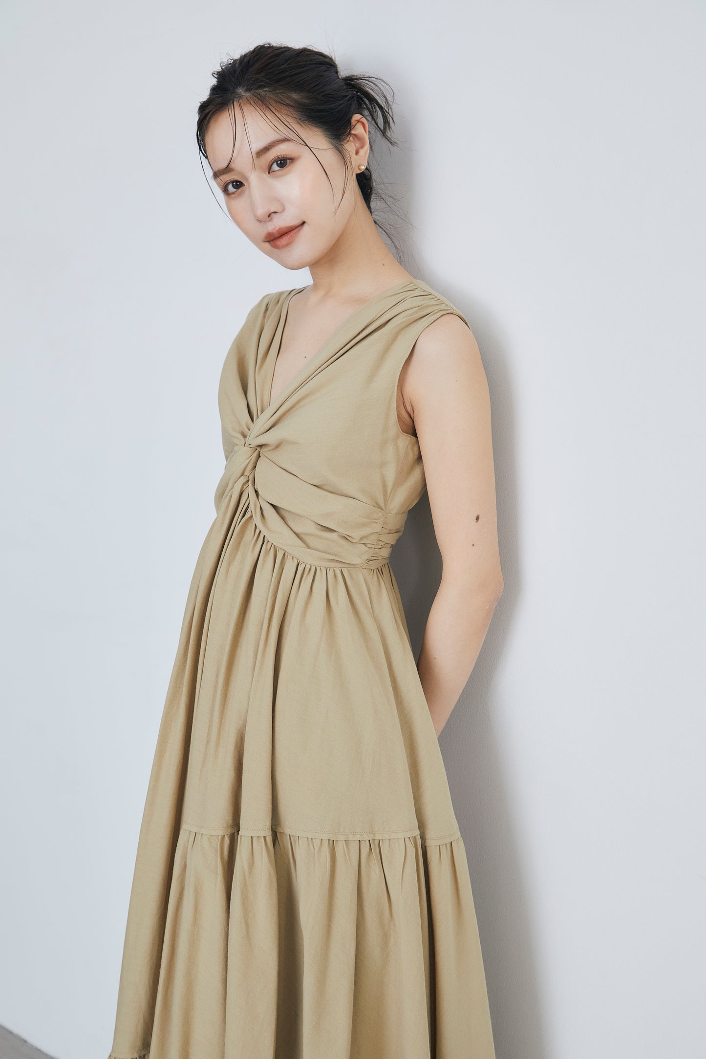 Irregular hem twist Dress