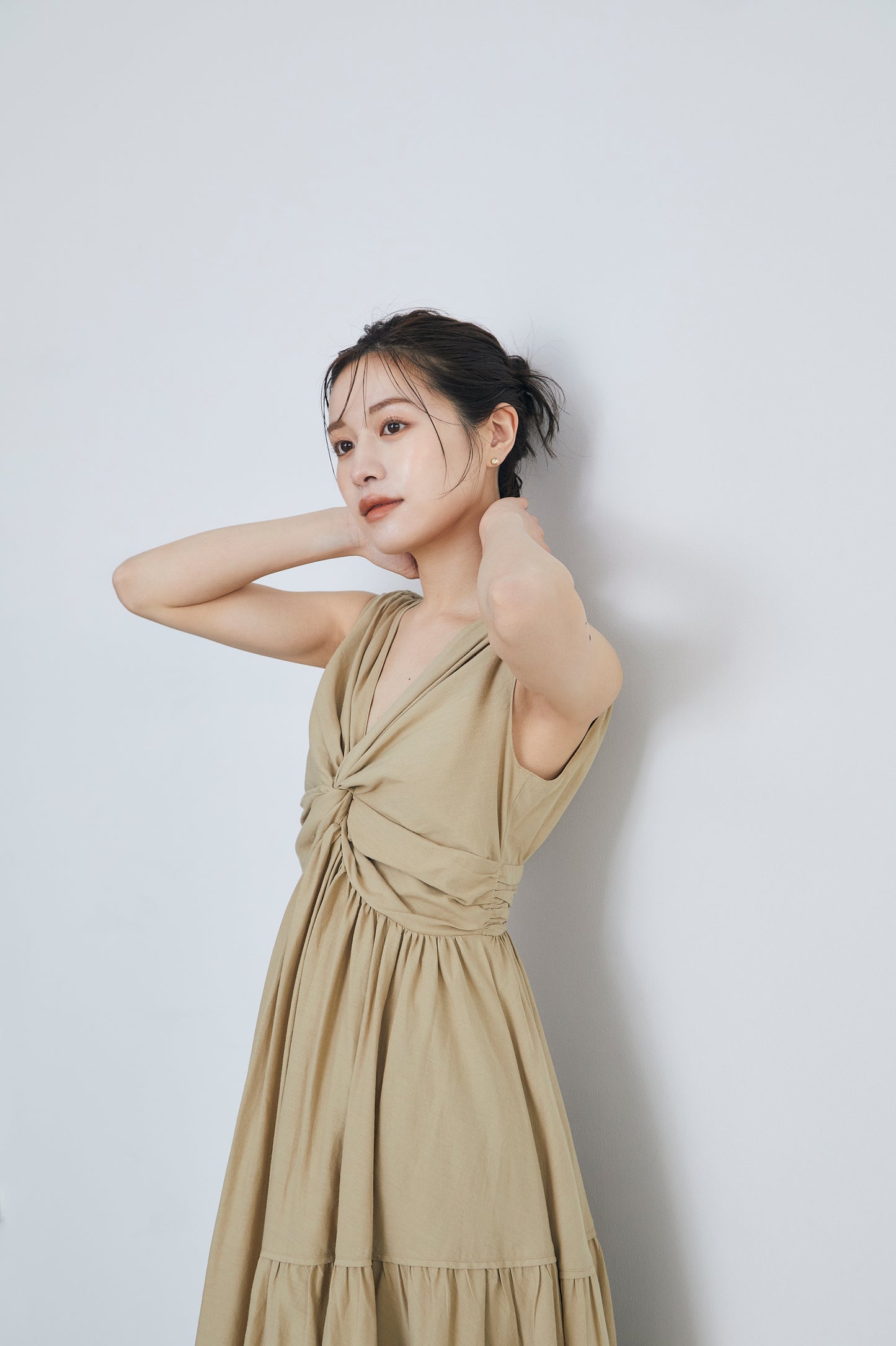 Irregular hem twist Dress