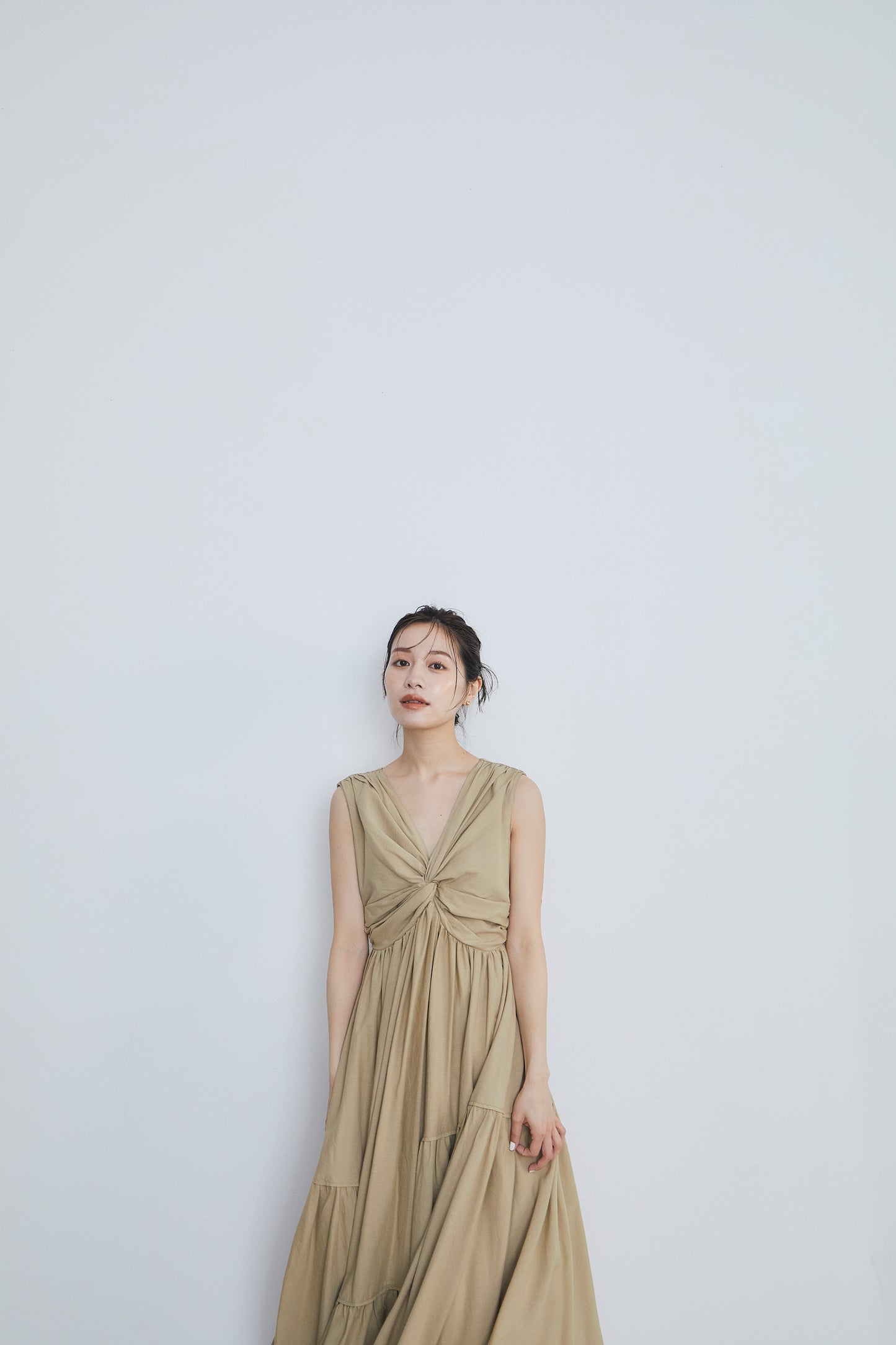 Irregular hem twist Dress