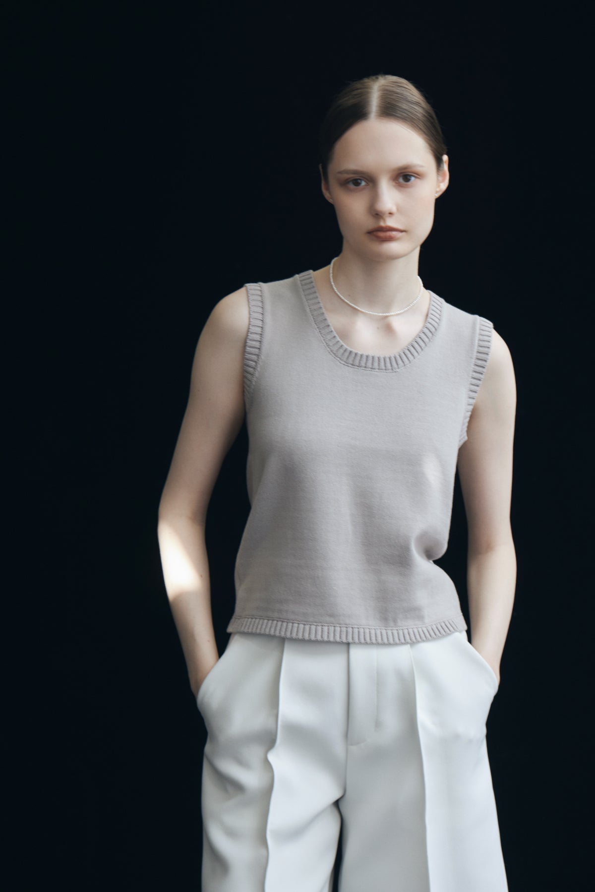 Sleeveless Knit Tops