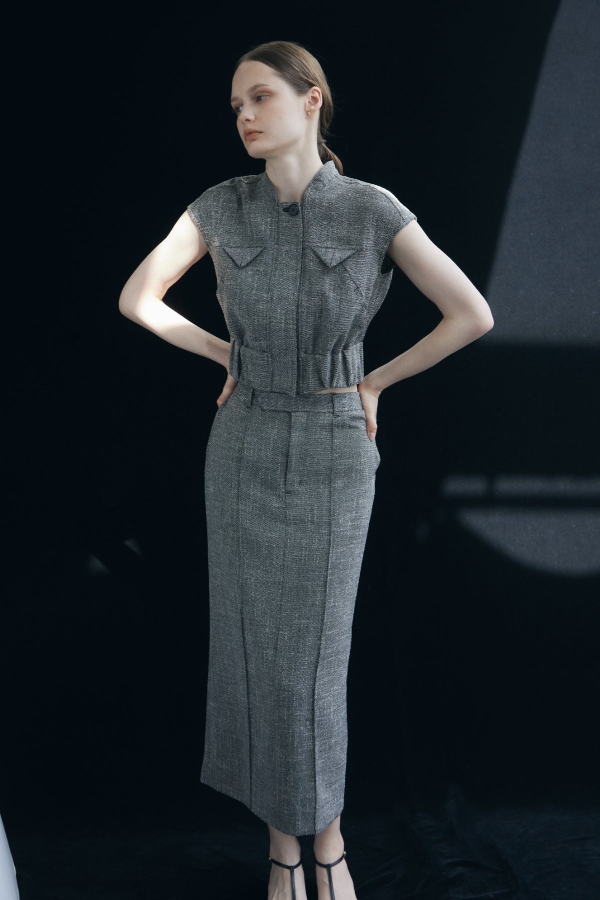 Front Pin-tuck Pencil Skirt