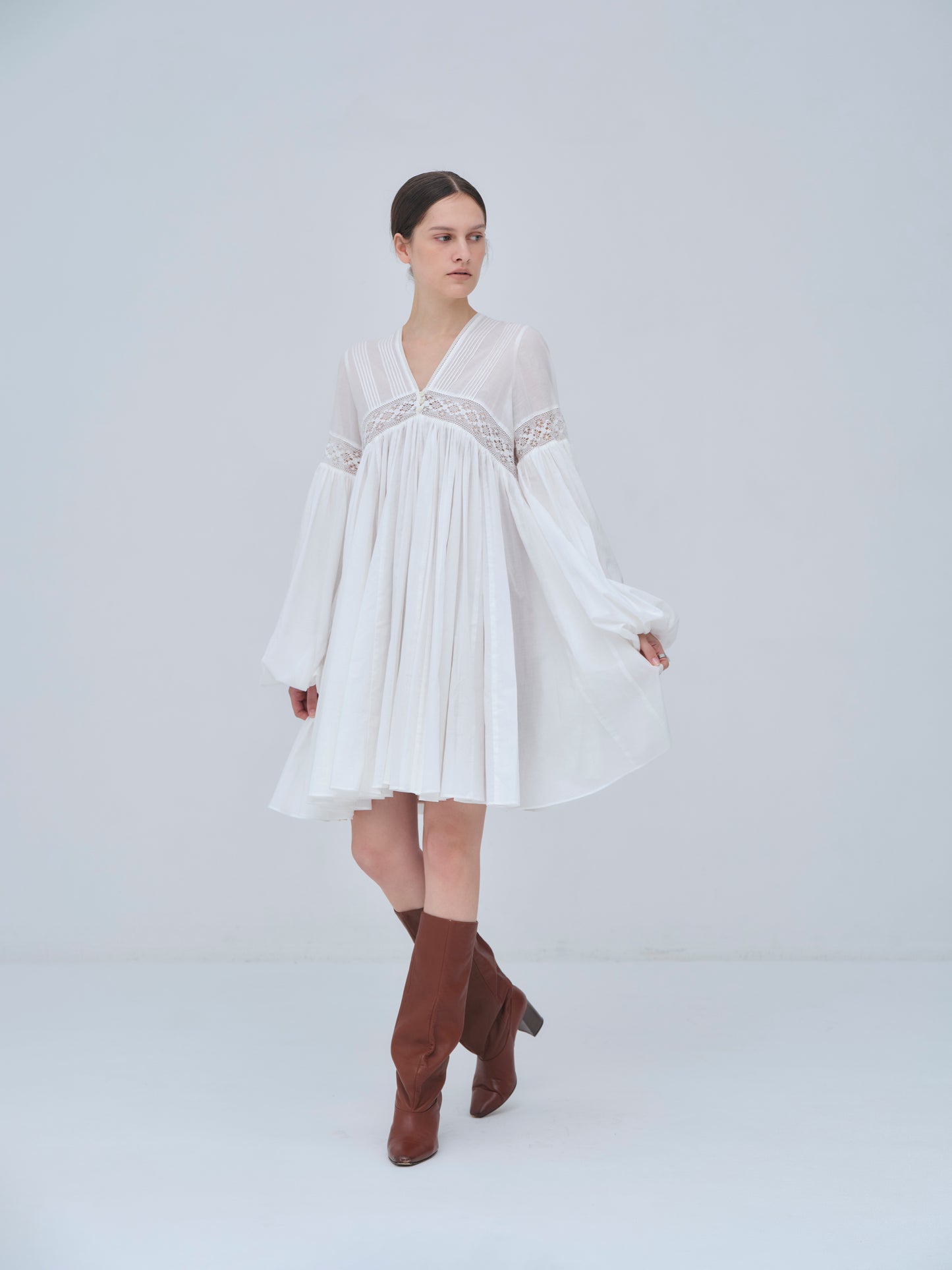 Yoke Lace Volume Dress