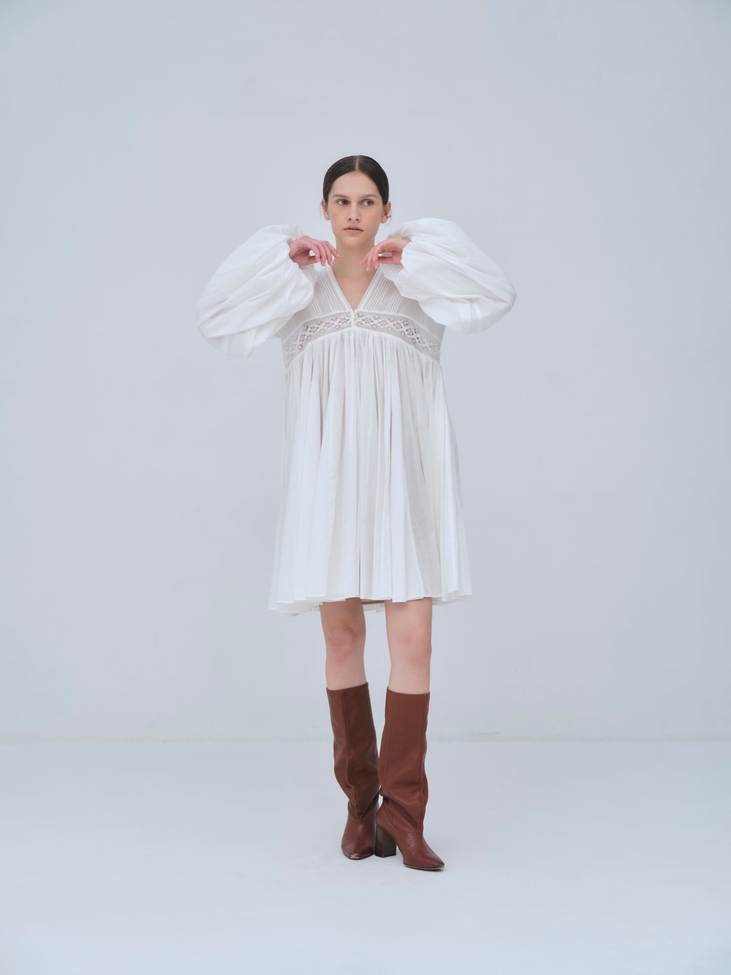 Yoke Lace Volume Dress