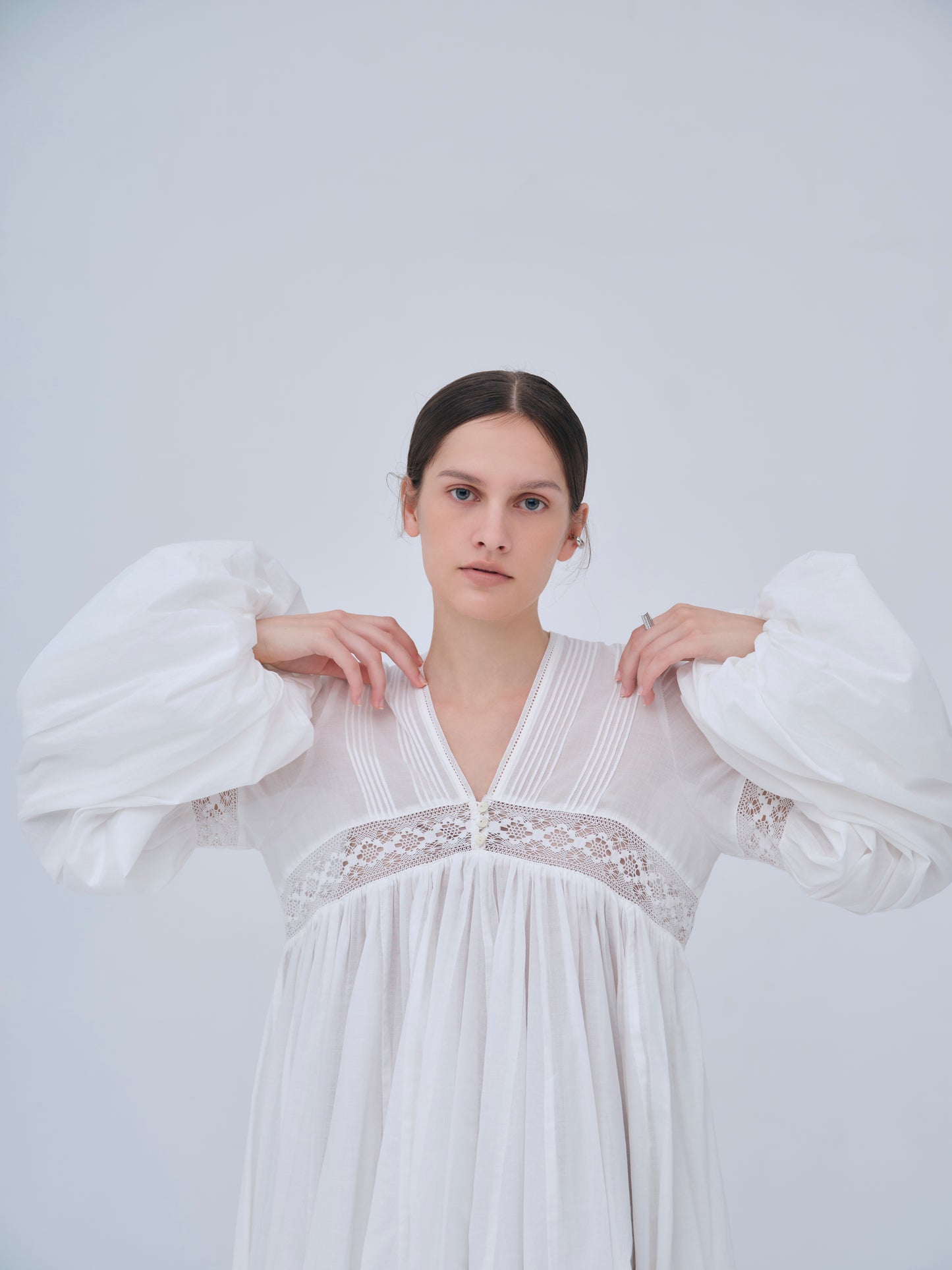 Yoke Lace Volume Dress