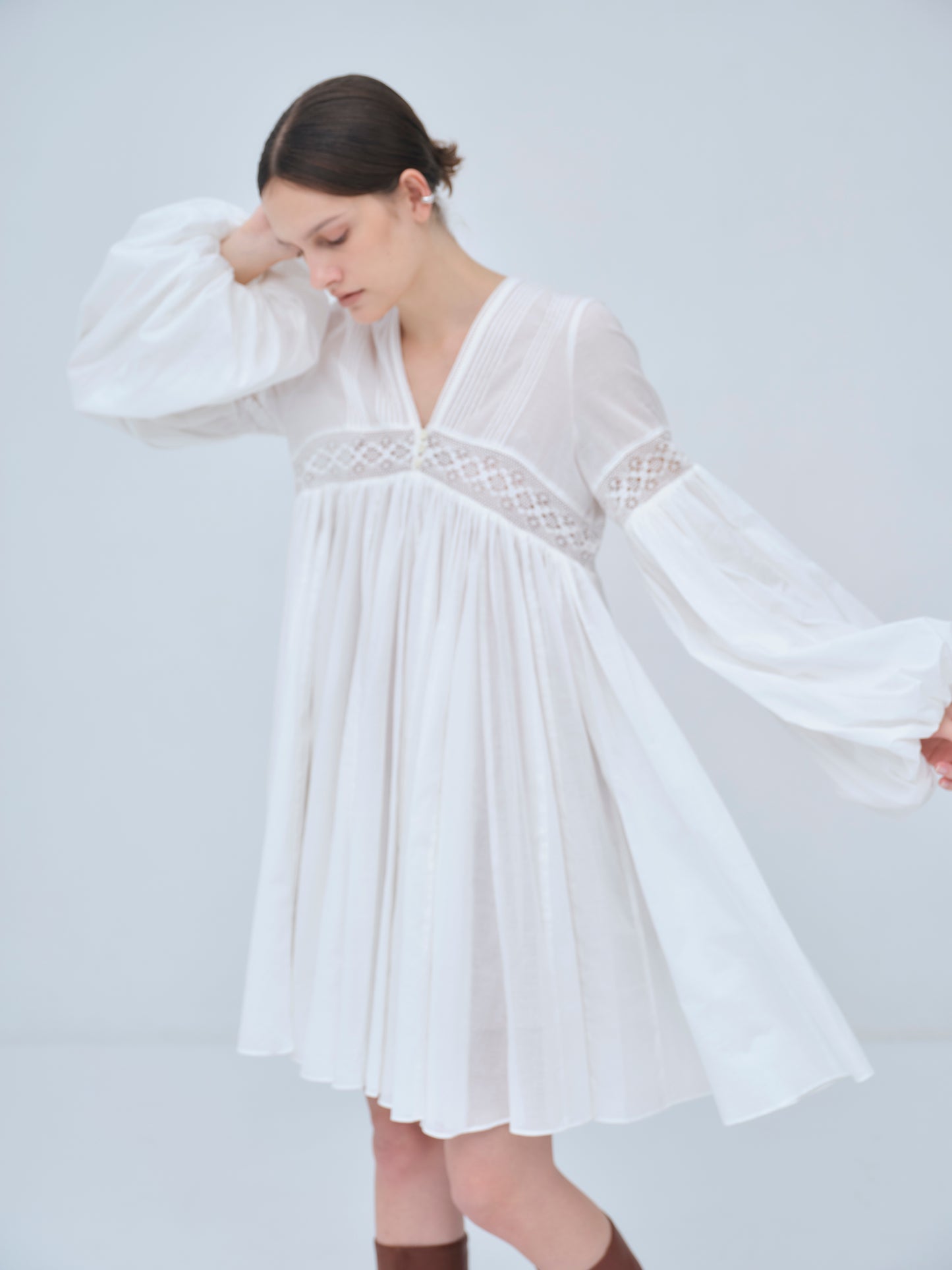 Yoke Lace Volume Dress
