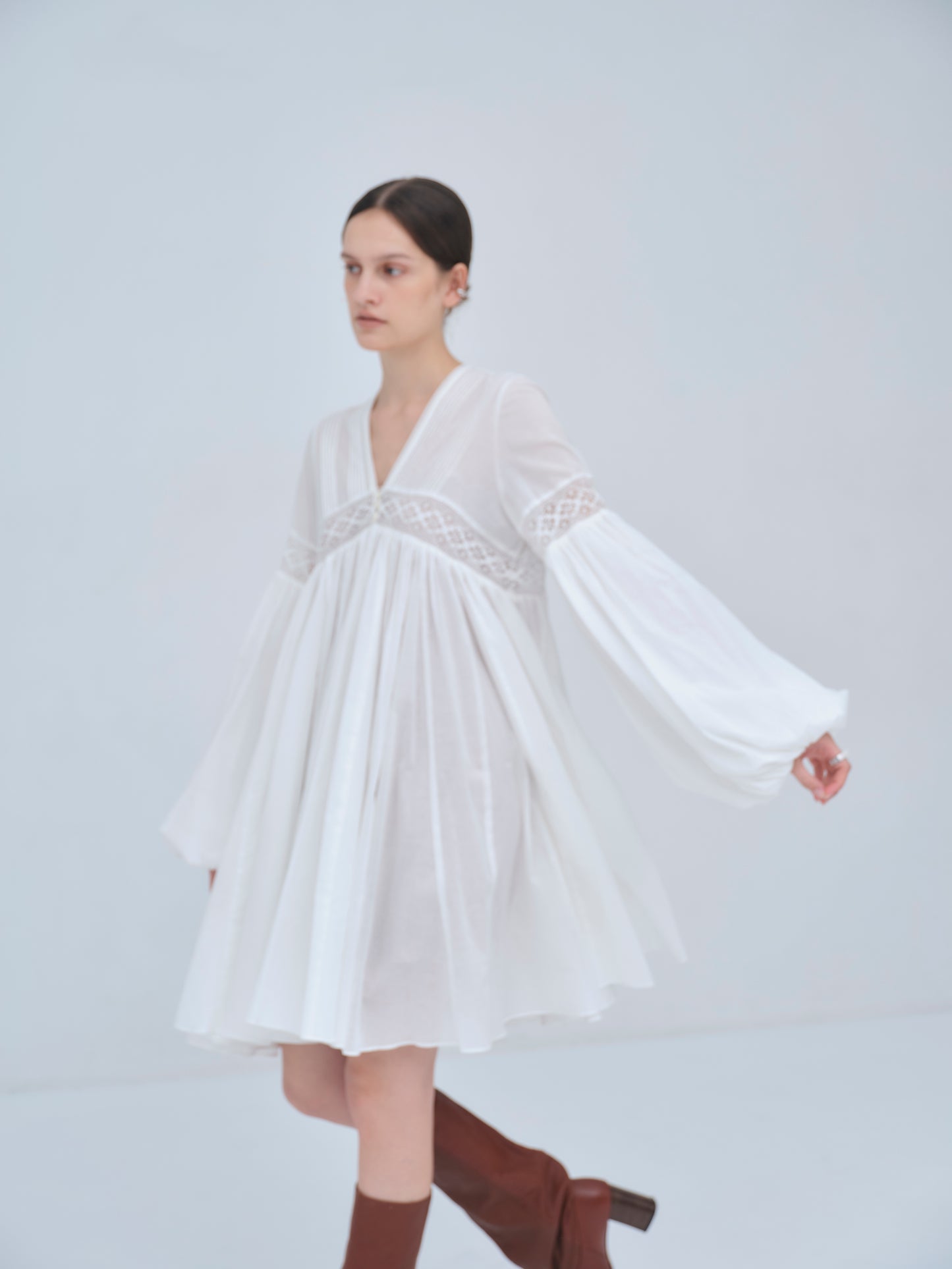 Yoke Lace Volume Dress