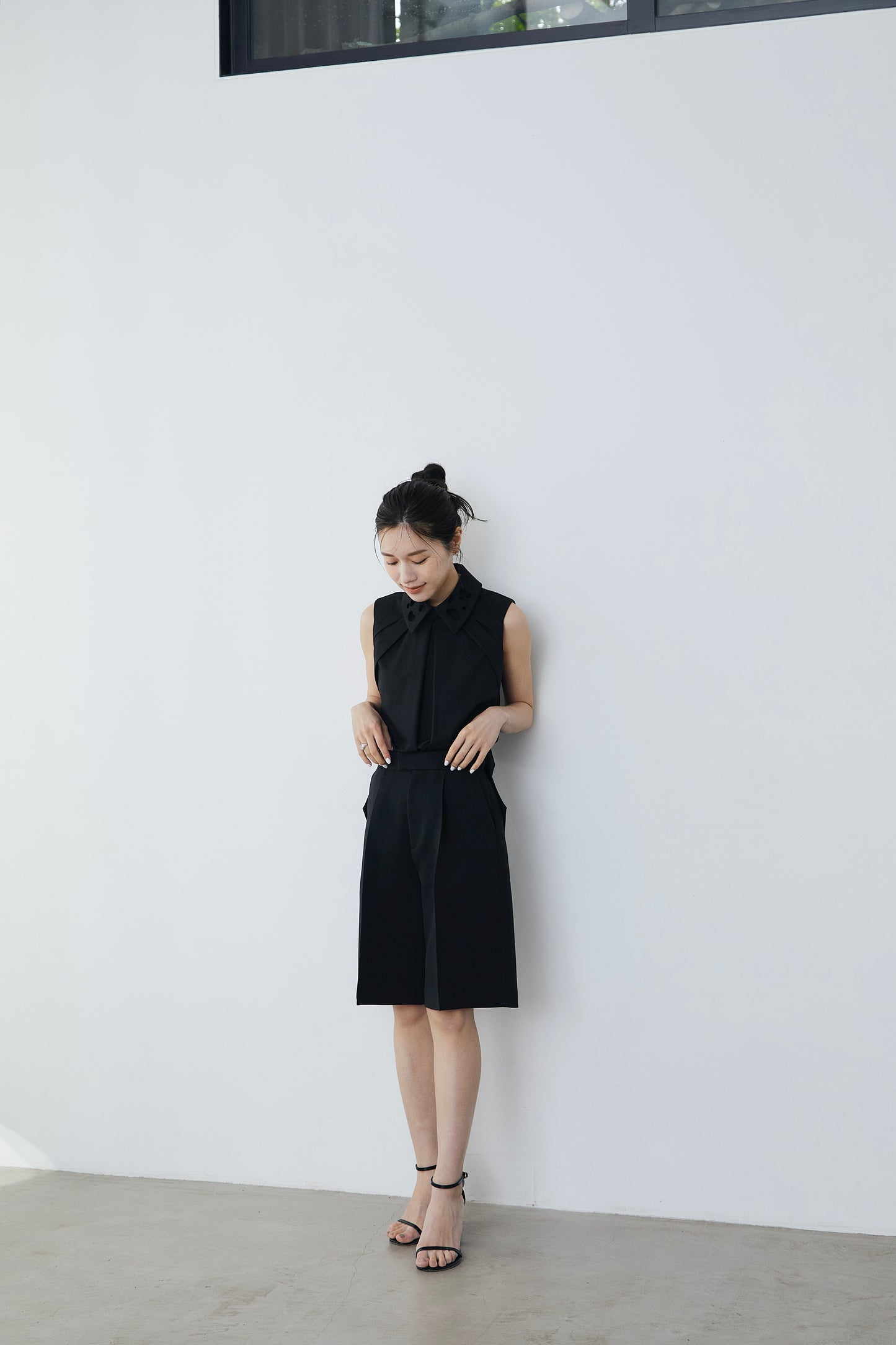 Front pin tuck Half pants