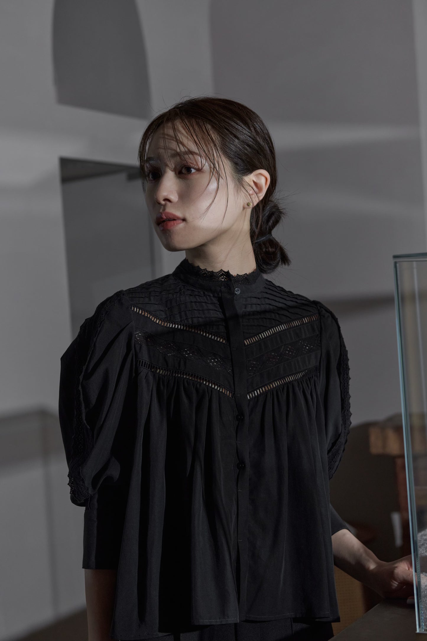 Drape sleeve lace blouse