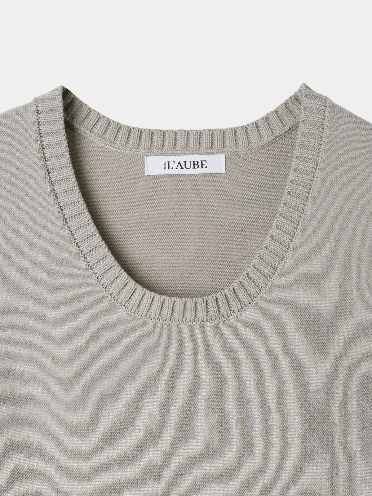 Sleeveless Knit Tops