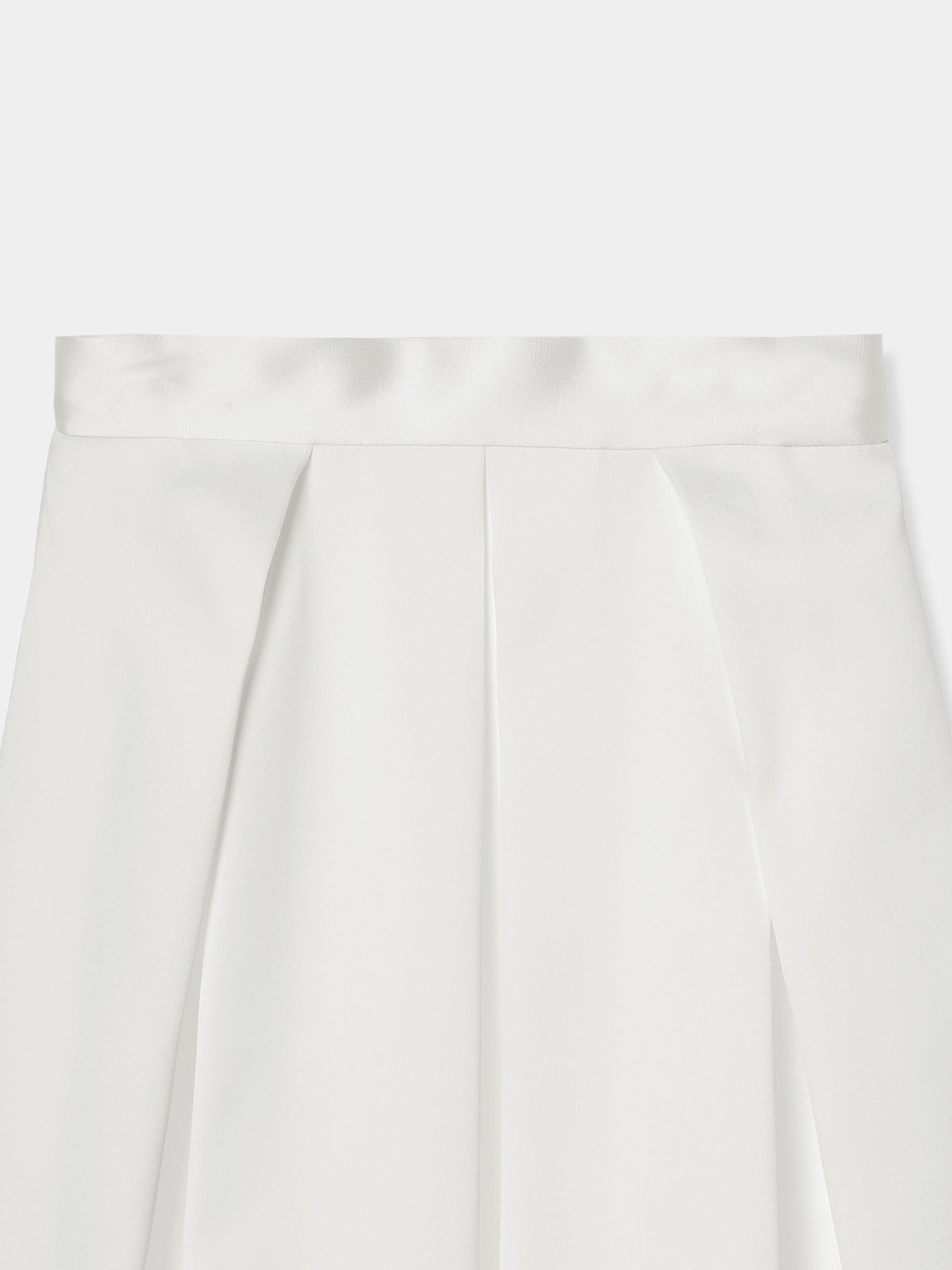 Arc Tuck Balloon Skirt