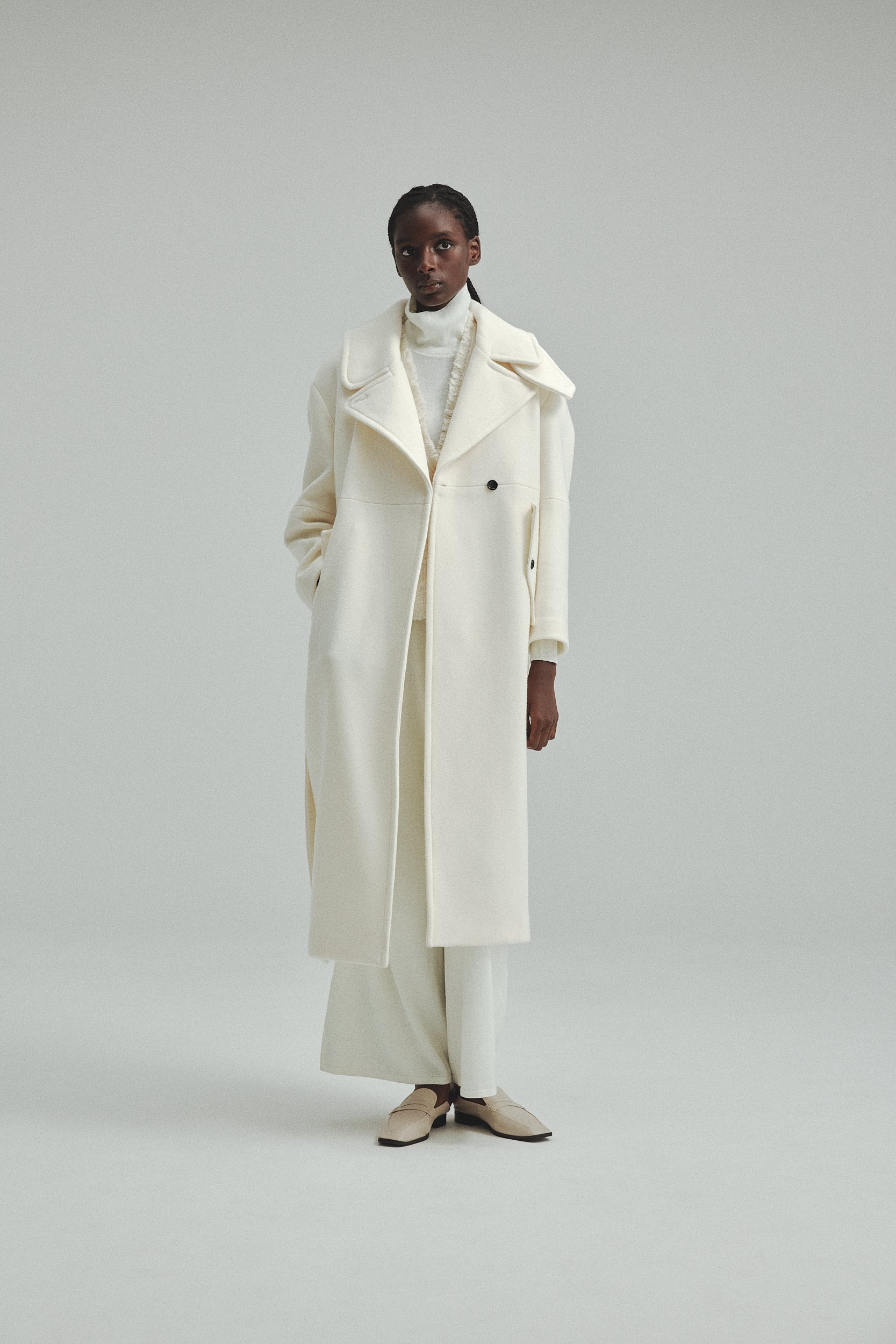 Double-breasted Wool coat – L Double-breasted Wool coat – L