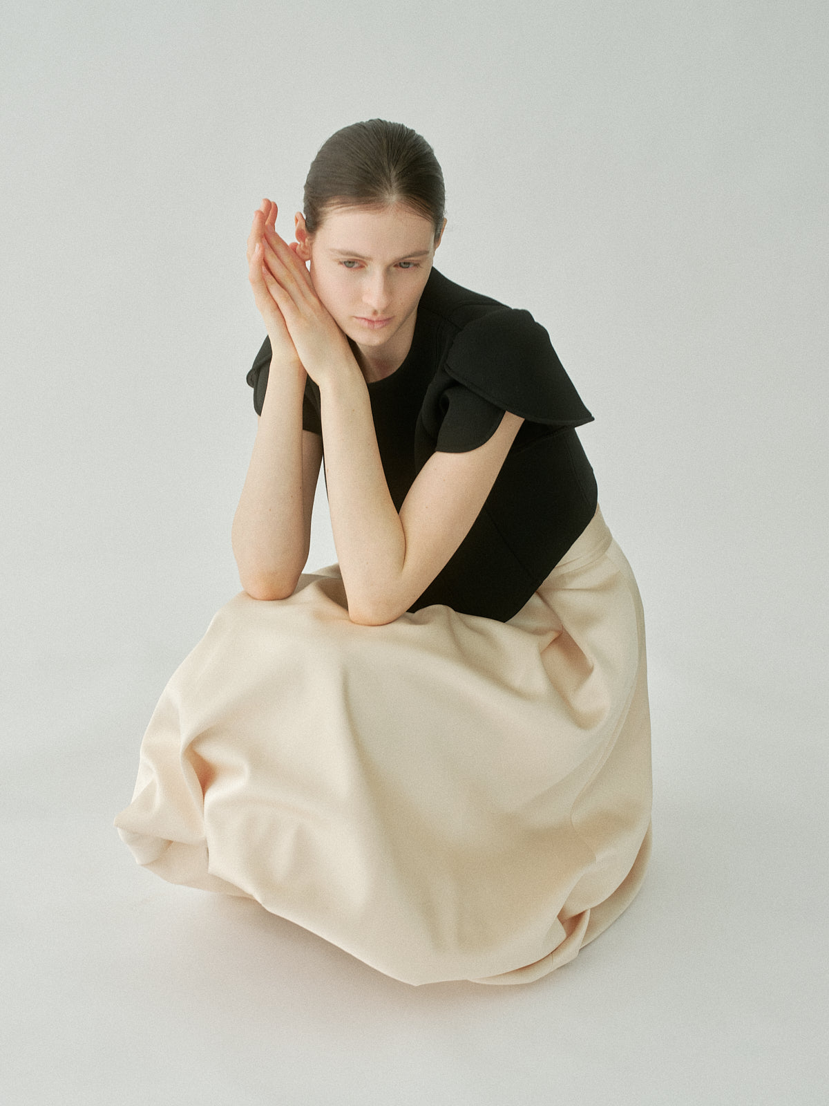 Arc Tuck Balloon Skirt