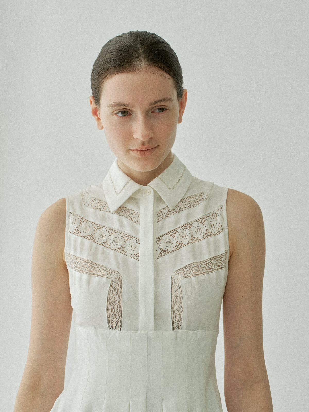 Asymmetric Lace Panel Dress – L'AUBE BLANC