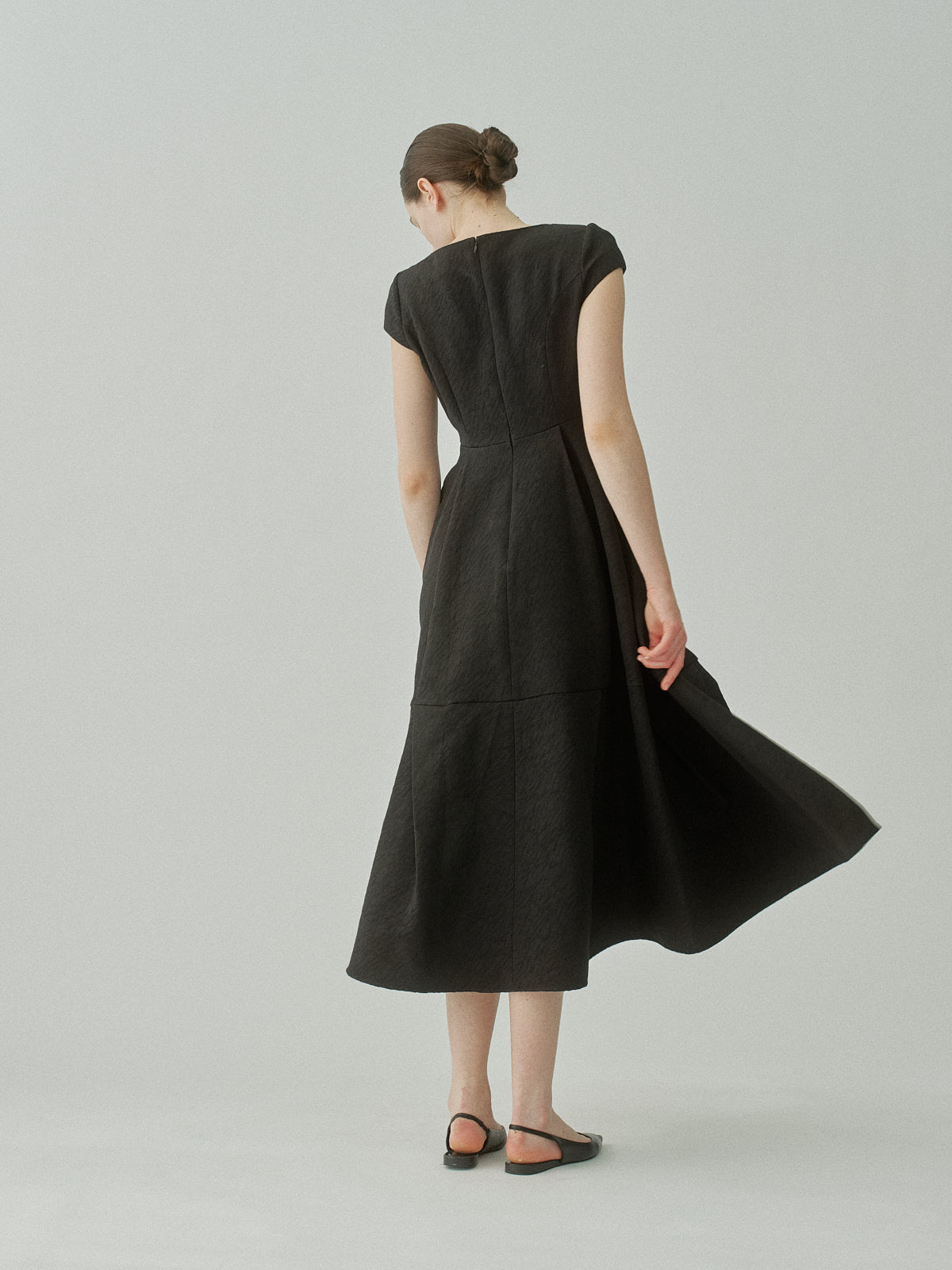 受注販売】Keyneck Jacquard Dress – L'AUBE BLANC