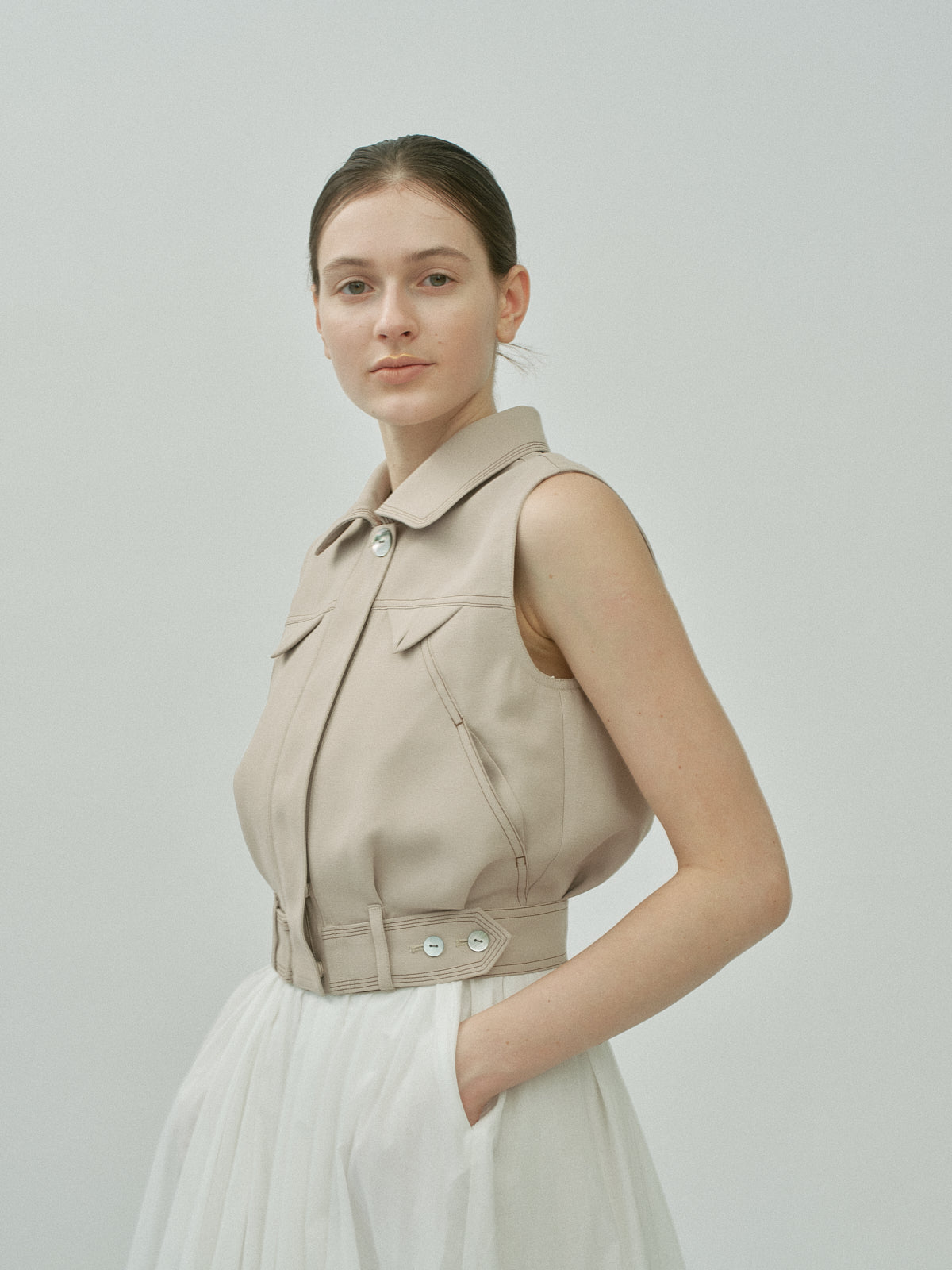 L'AUBE BLANC ジレ ベスト 再入荷】Round cut gilet – L'AUBE BLANC