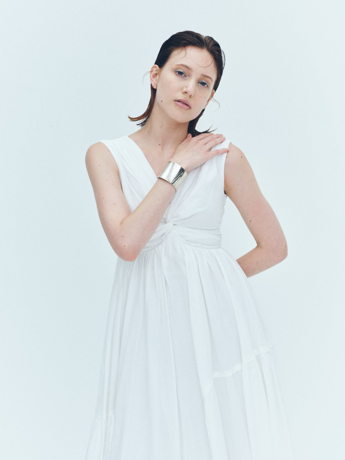 Irregular hem twist Dress – L'AUBE BLANC