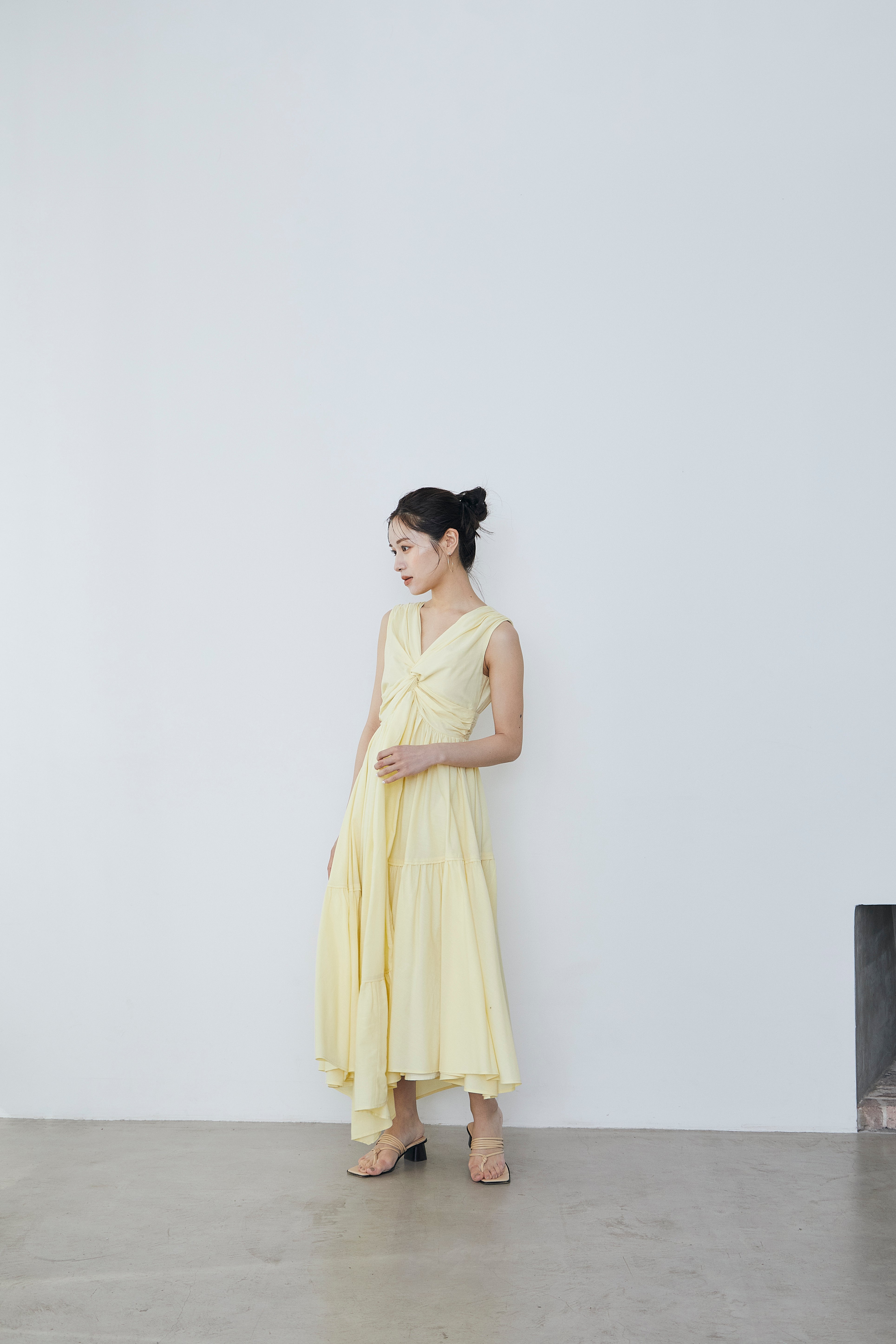 Irregular hem twist Dress