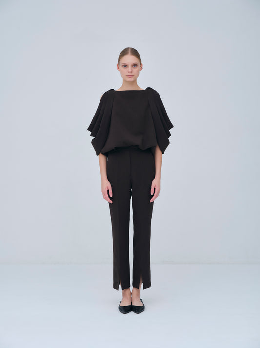 Linear Slit Pants