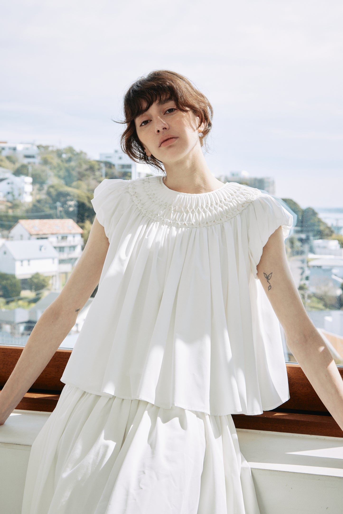 【予約販売】Beaded Smocked Puff Sleeve Top