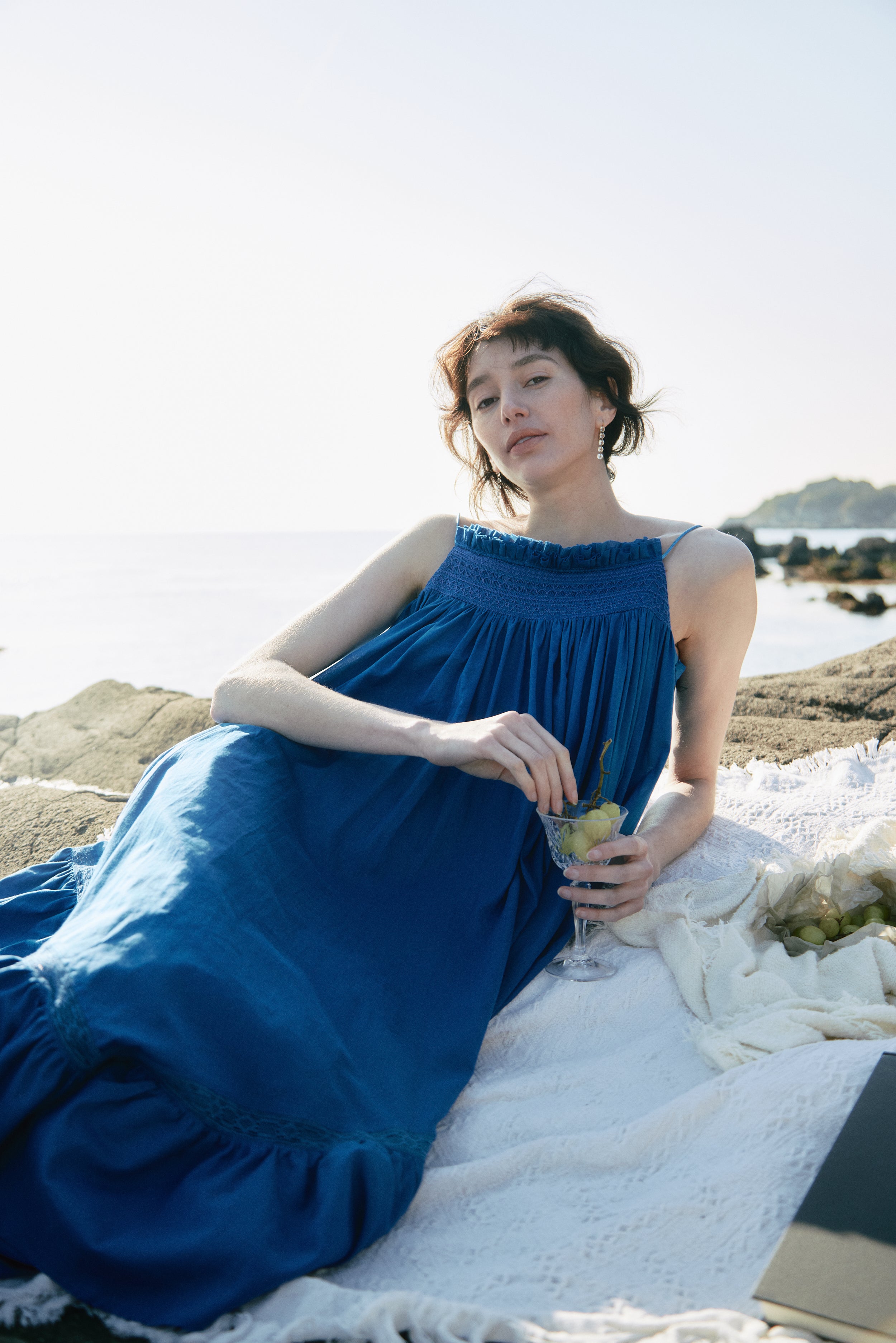 Smocking Lace Volume Dress – L'AUBE BLANC
