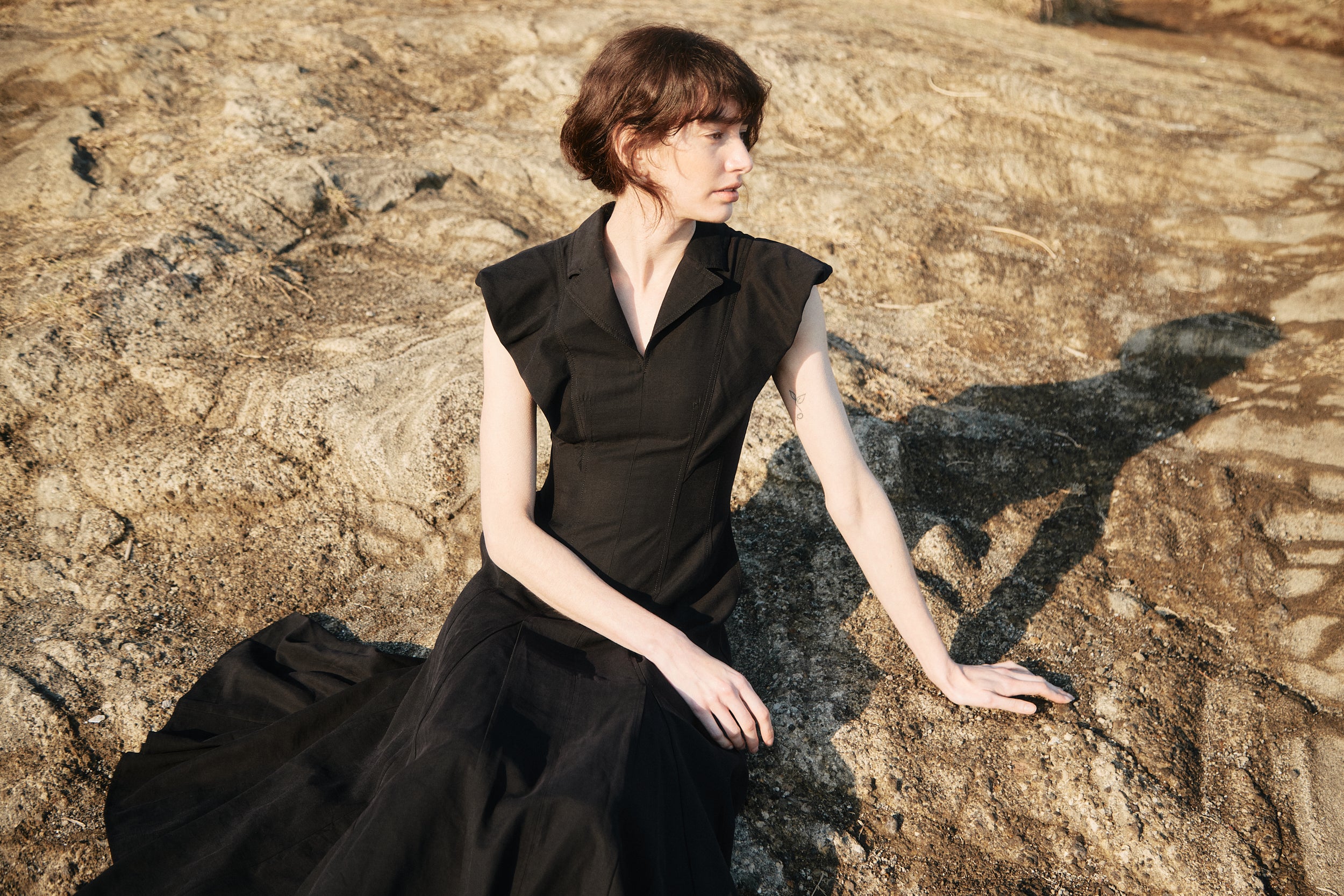 美品　laubeblanc Flare pleats Dress 再入荷】Flare pleats Dress – L'AUBE BLANC