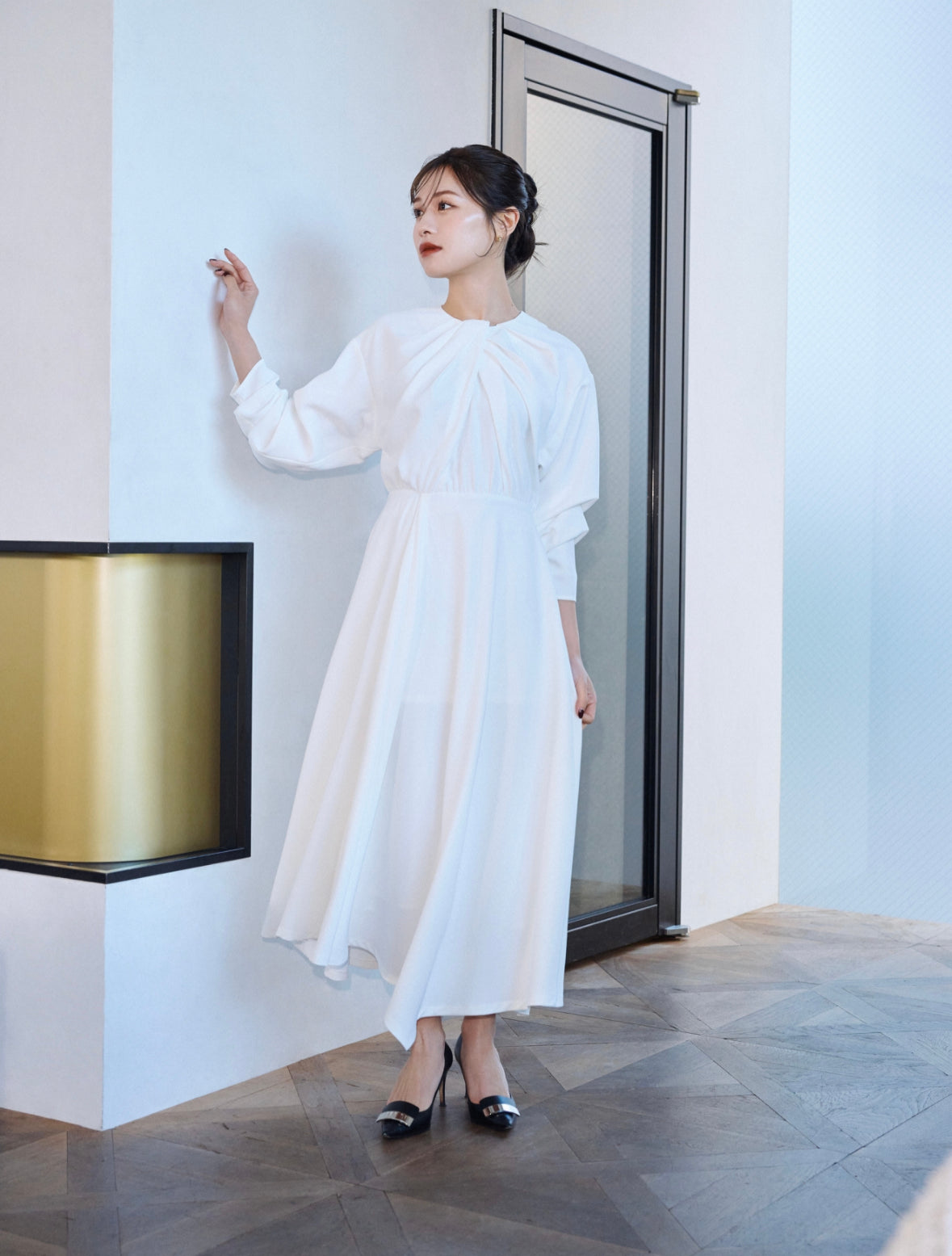 *laubeblanc* Twist Drape Dress White楫真梨子